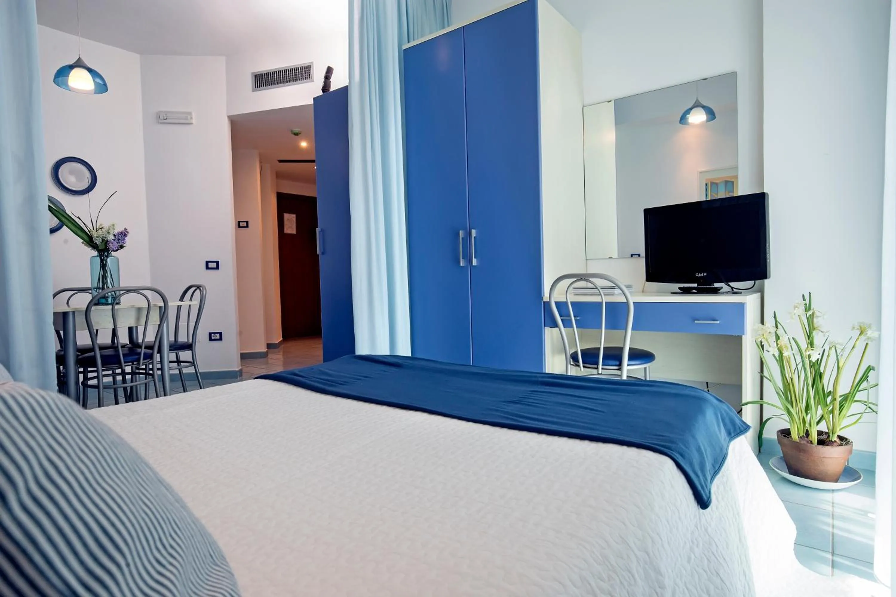 Bed in Angelina Residence