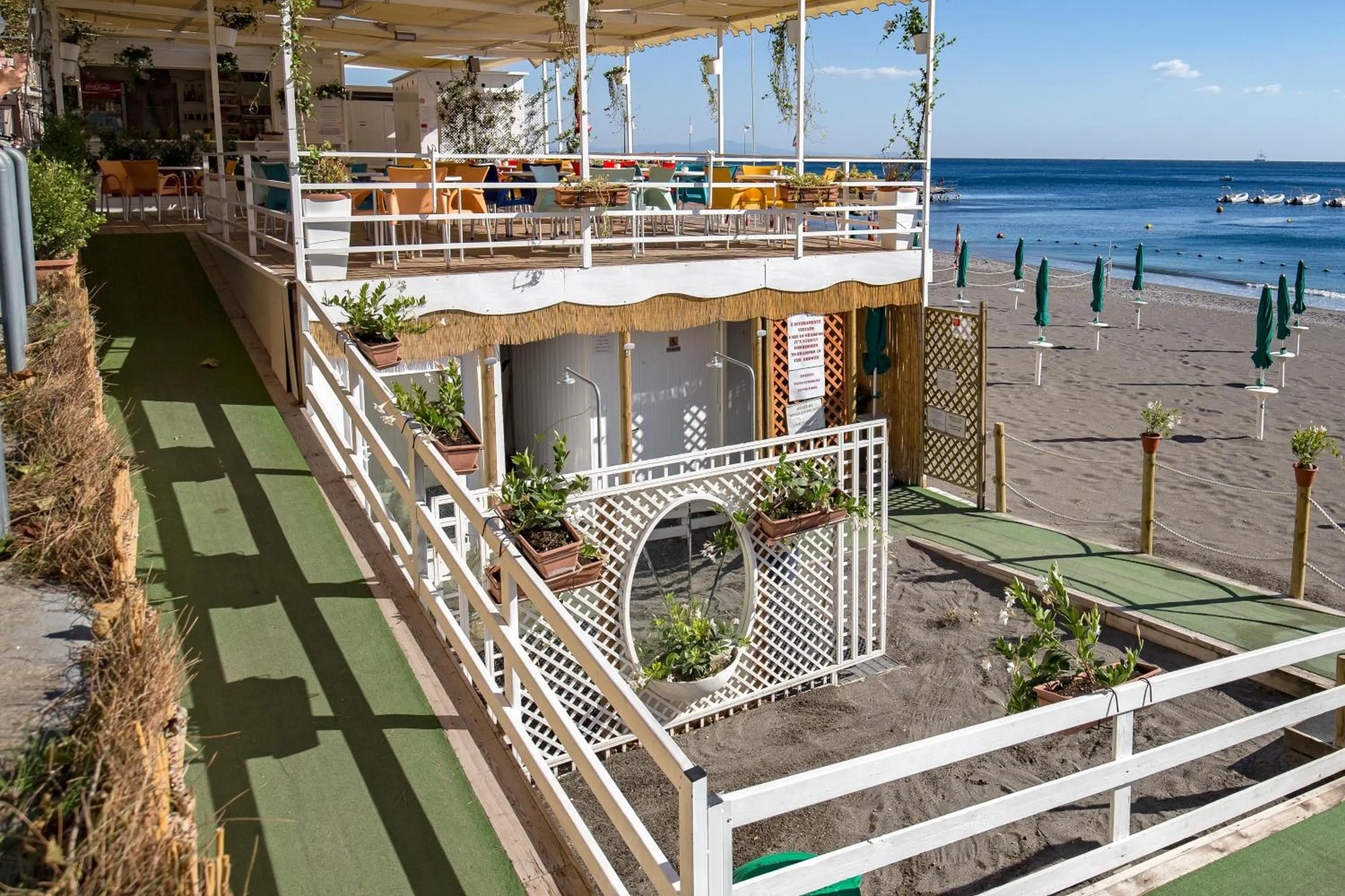 Beach in Angelina Residence