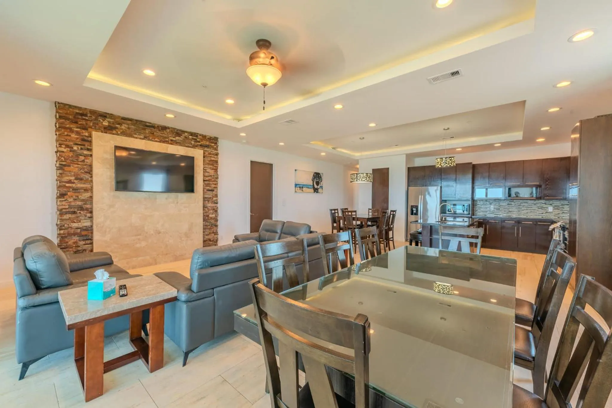 5 BEDROOM BEACHFRONT CONDO - 4th Floor