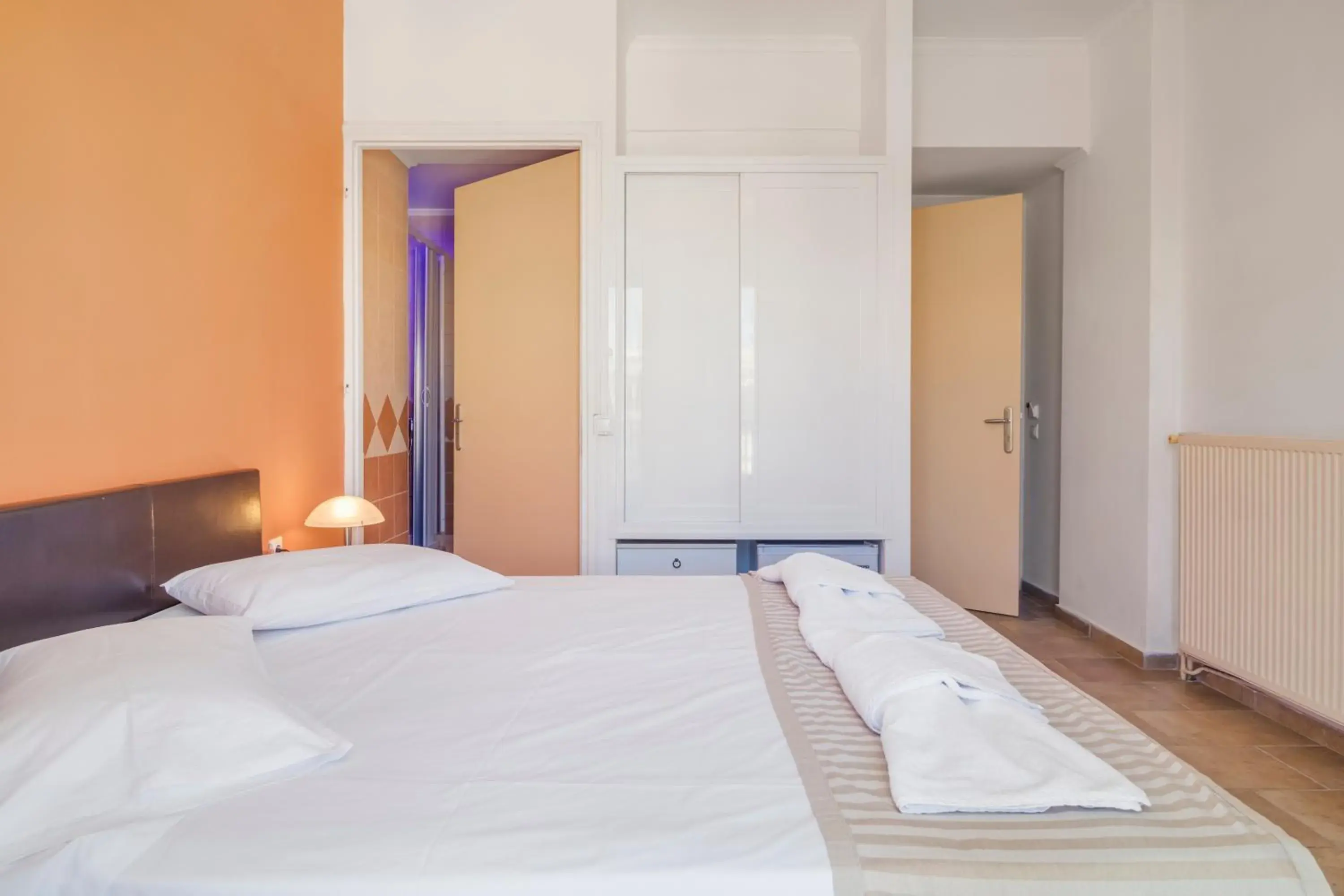 Photo of the whole room, Bed in Vergina Star Hotel Photo of the whole room, Bed in Vergina Star Hotel