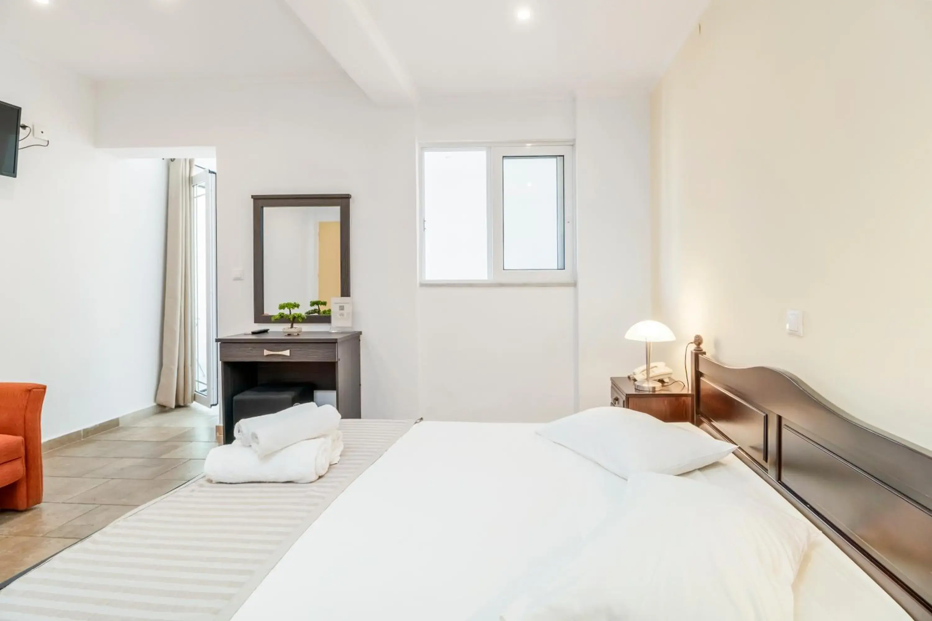 Photo of the whole room, Bed in Vergina Star Hotel Photo of the whole room, Bed in Vergina Star Hotel