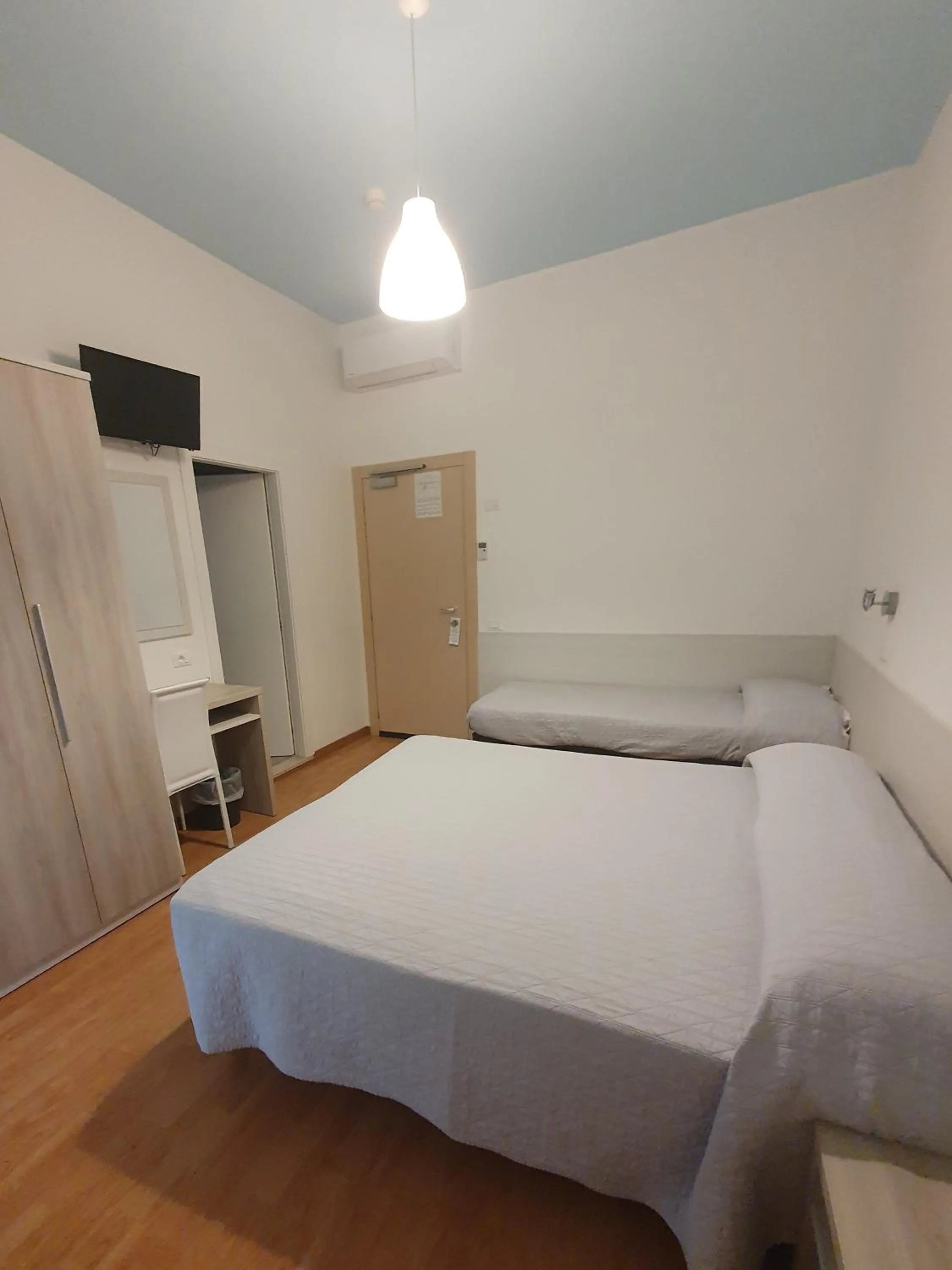 Bed in Hotel Kursaal