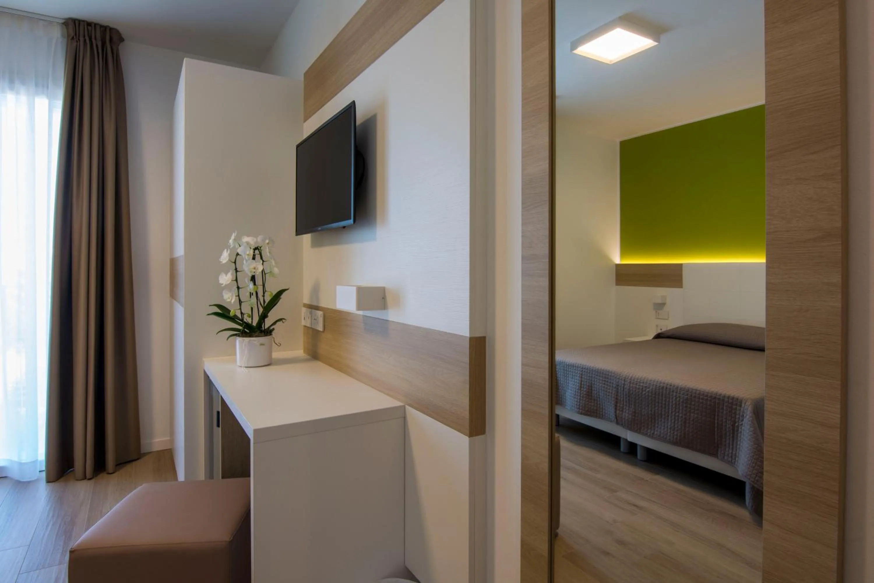 TV and multimedia, Bed in Almalux Jesolo Wellness & Spa 3 stelle superior