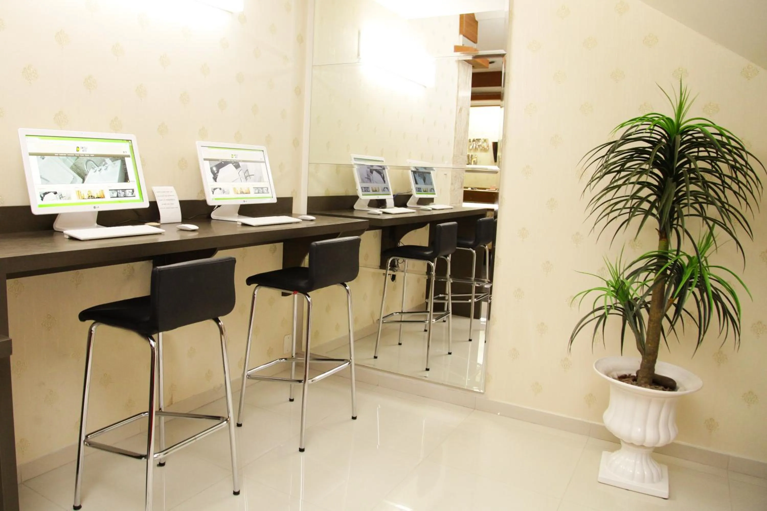 Area and facilities in Hotel Cantelle