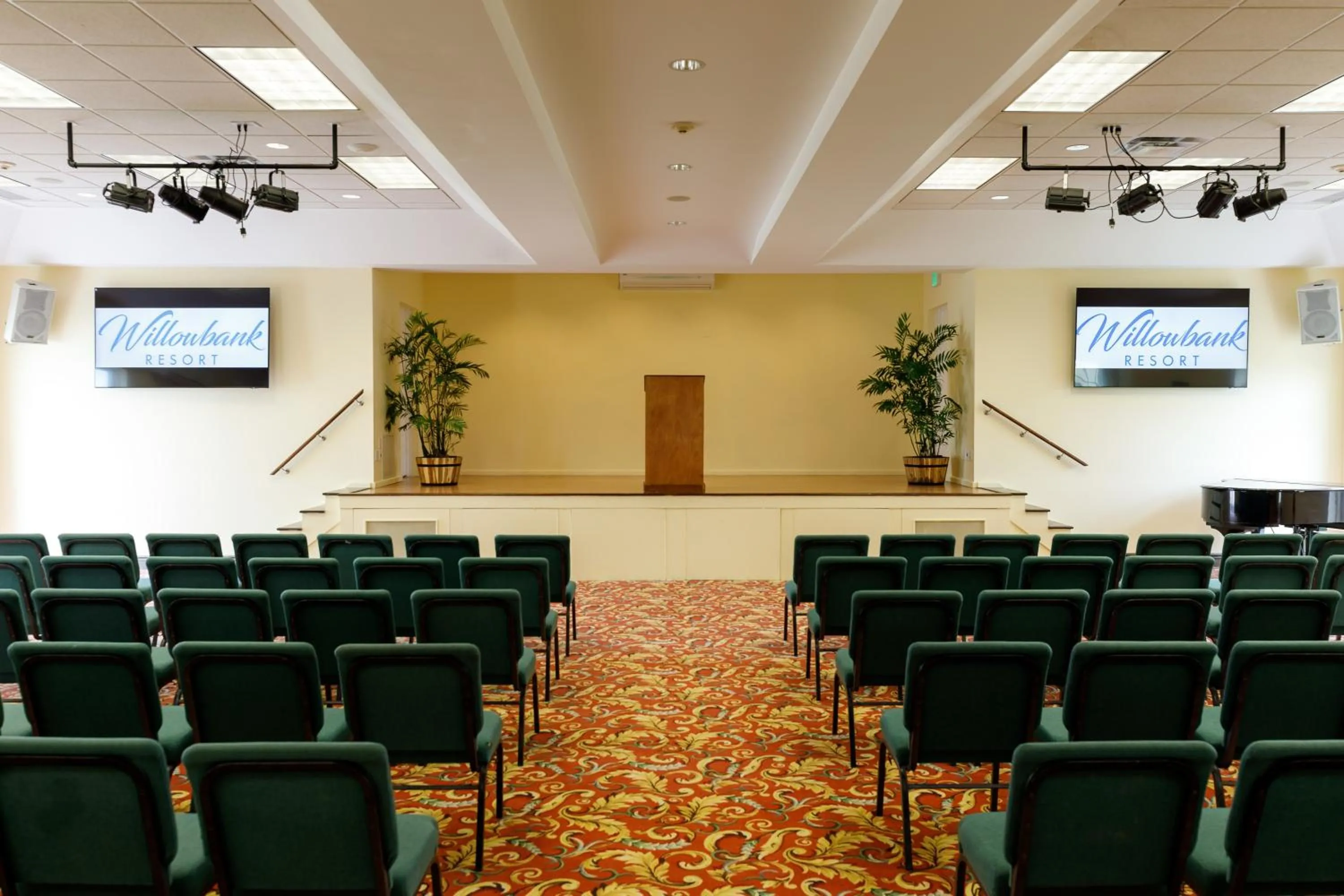 Meeting/conference room in Willowbank Resort