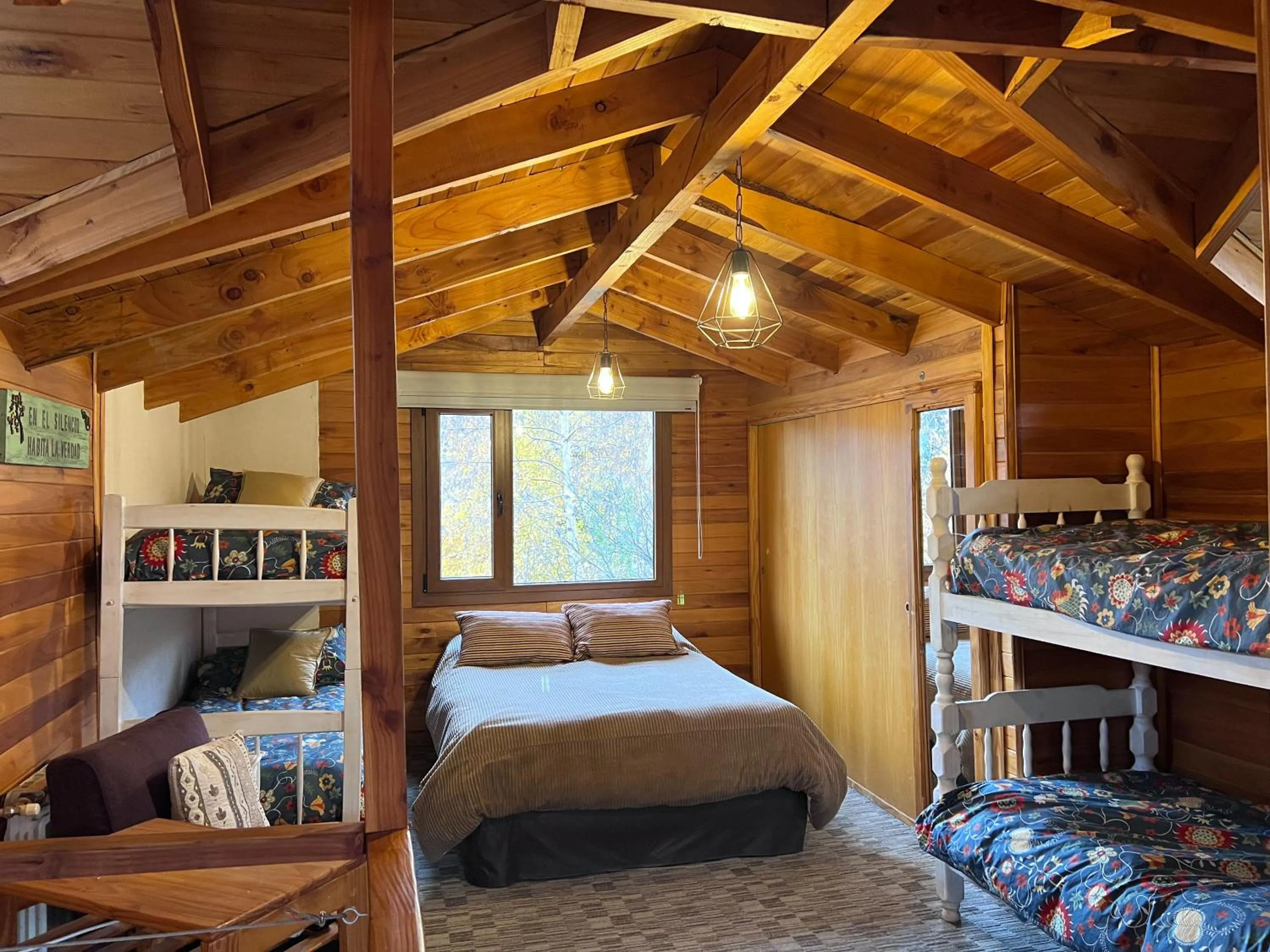 Property building, Bed in Los Nires Lodge Cerro Catedral