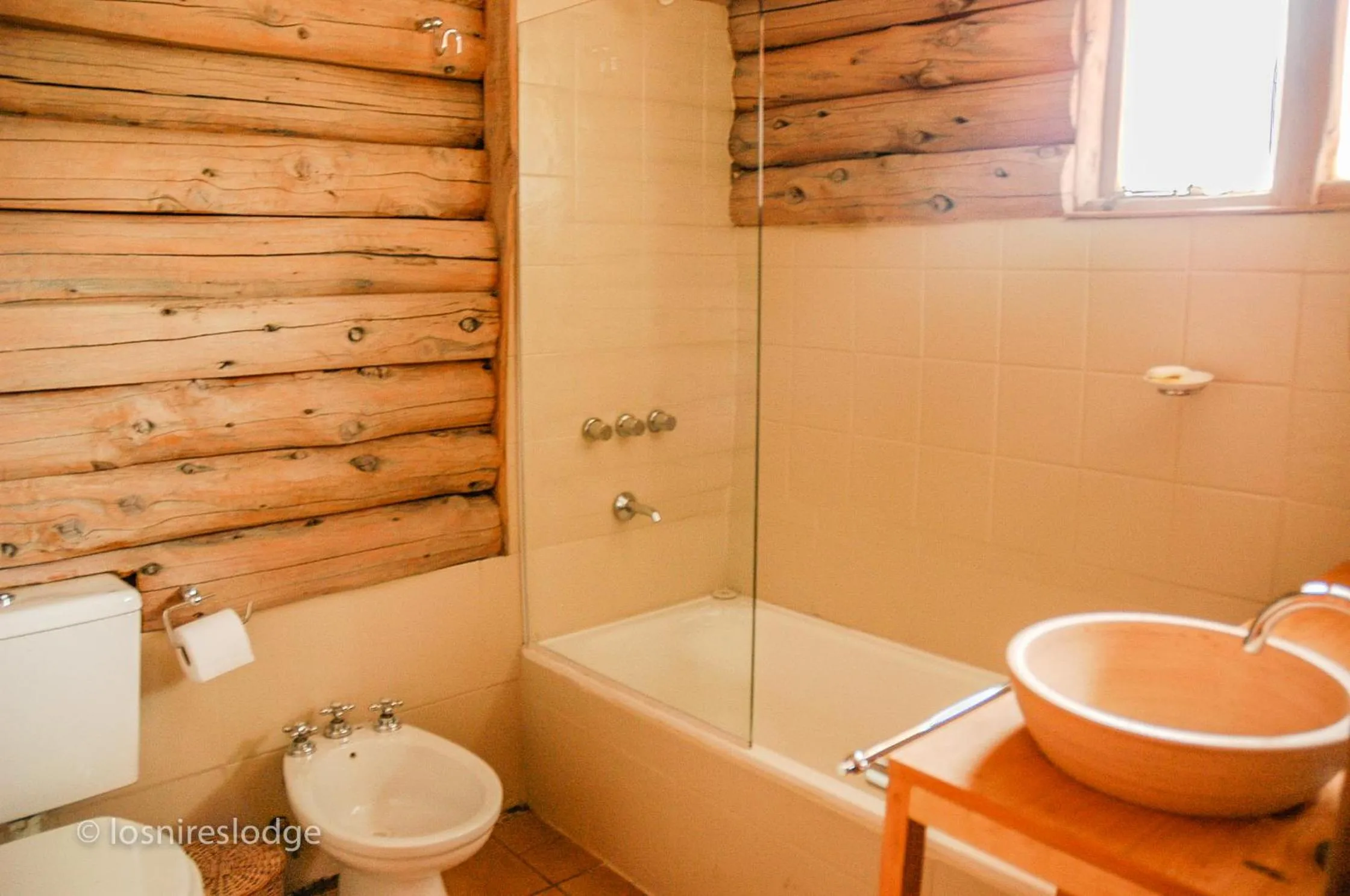 Bathroom in Los Nires Lodge Cerro Catedral