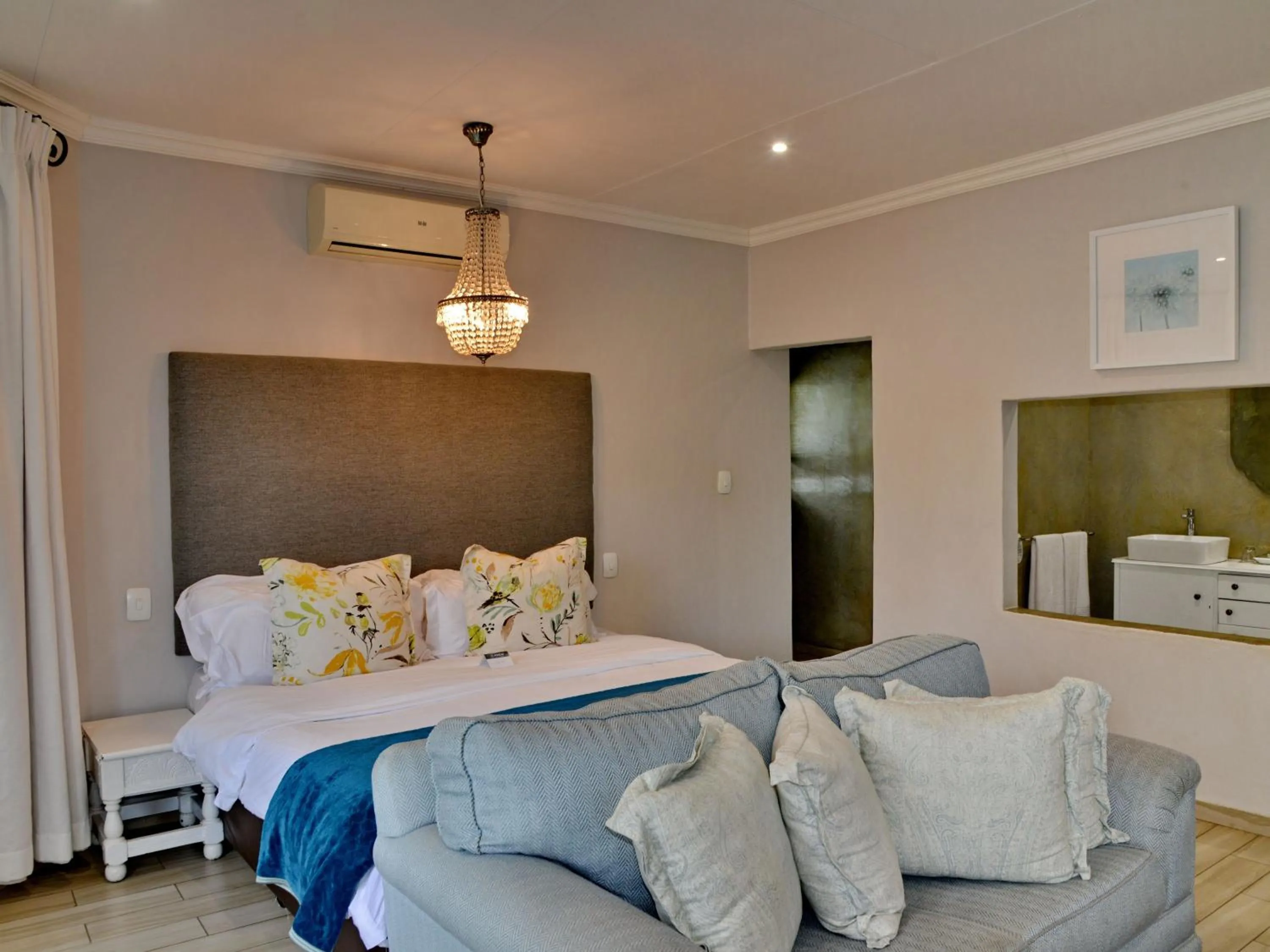 Bed in ANEW Resort White River Mbombela