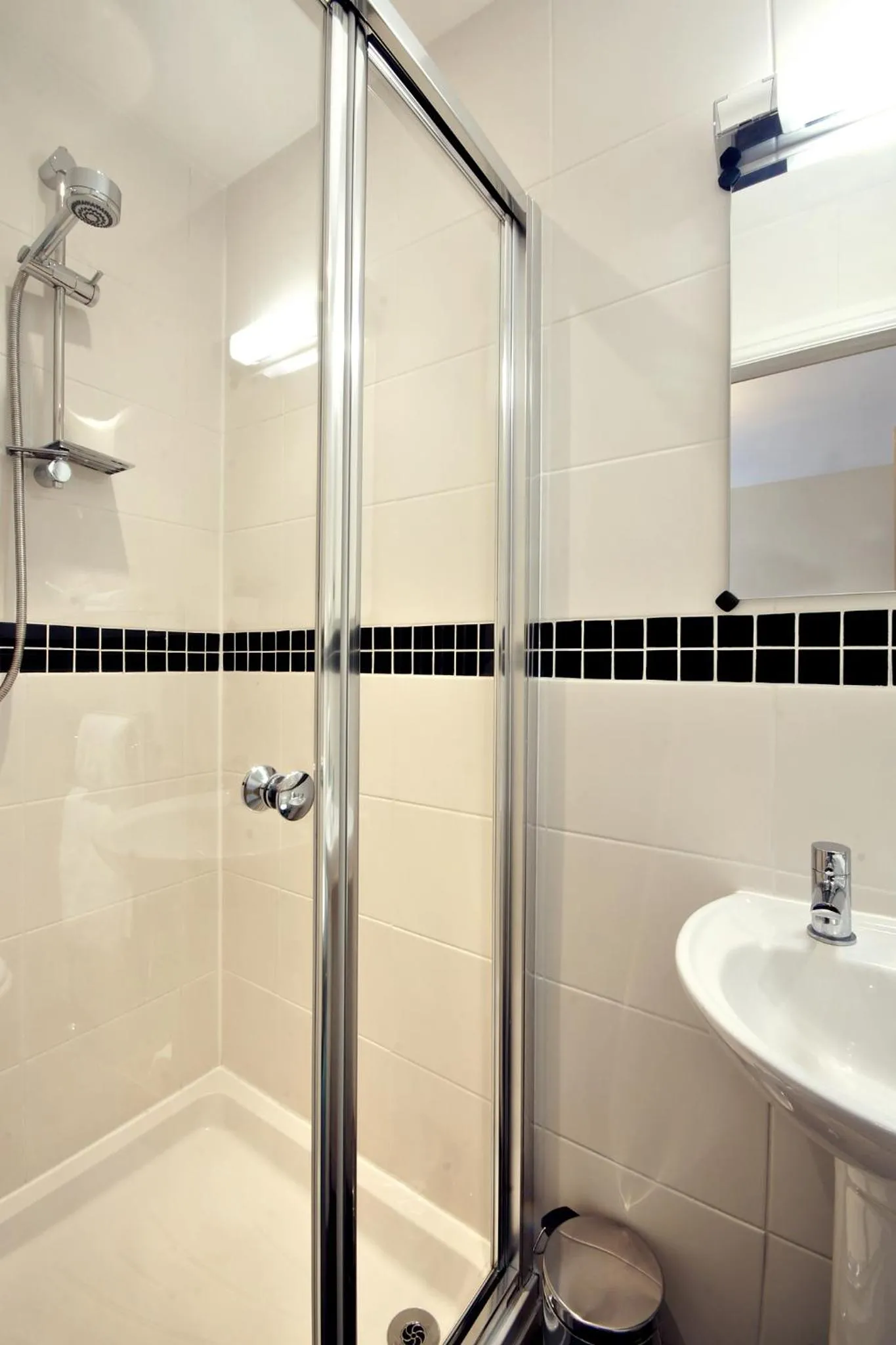 Scotia House - Beautifully Presented Accommodation
