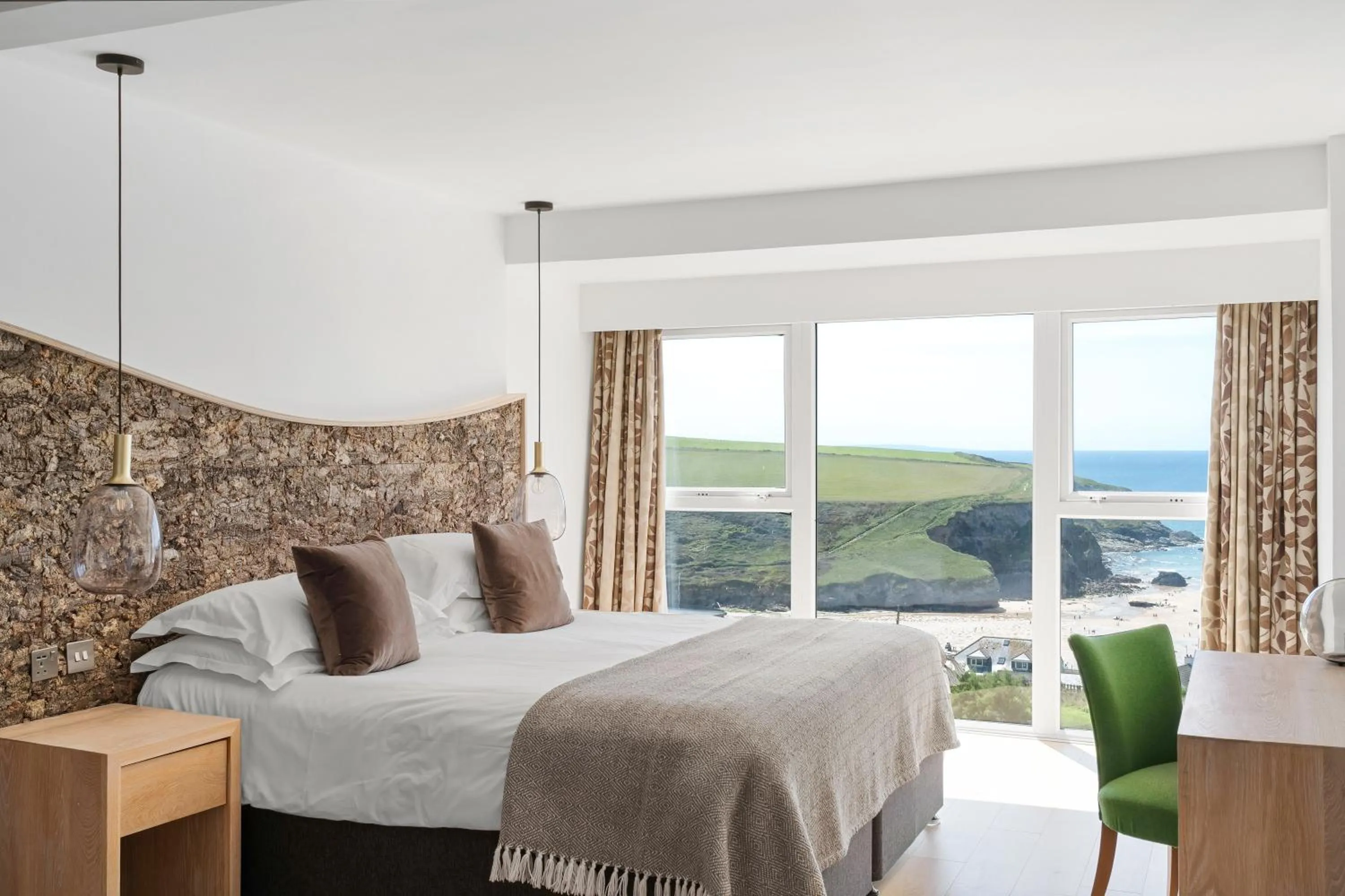 Bed in Bedruthan Hotel & Spa