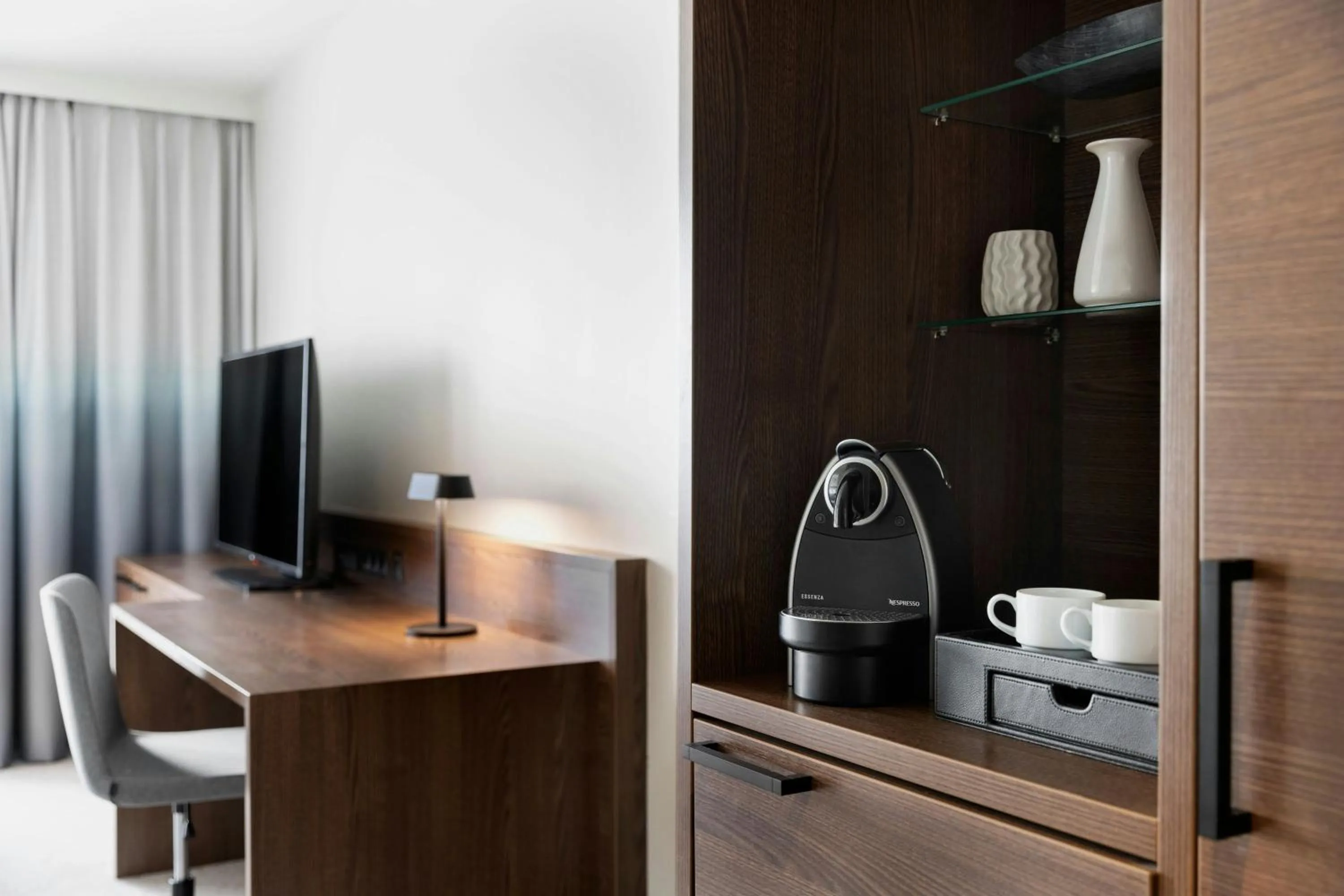 Photo of the whole room in Courtyard by Marriott Munich City East