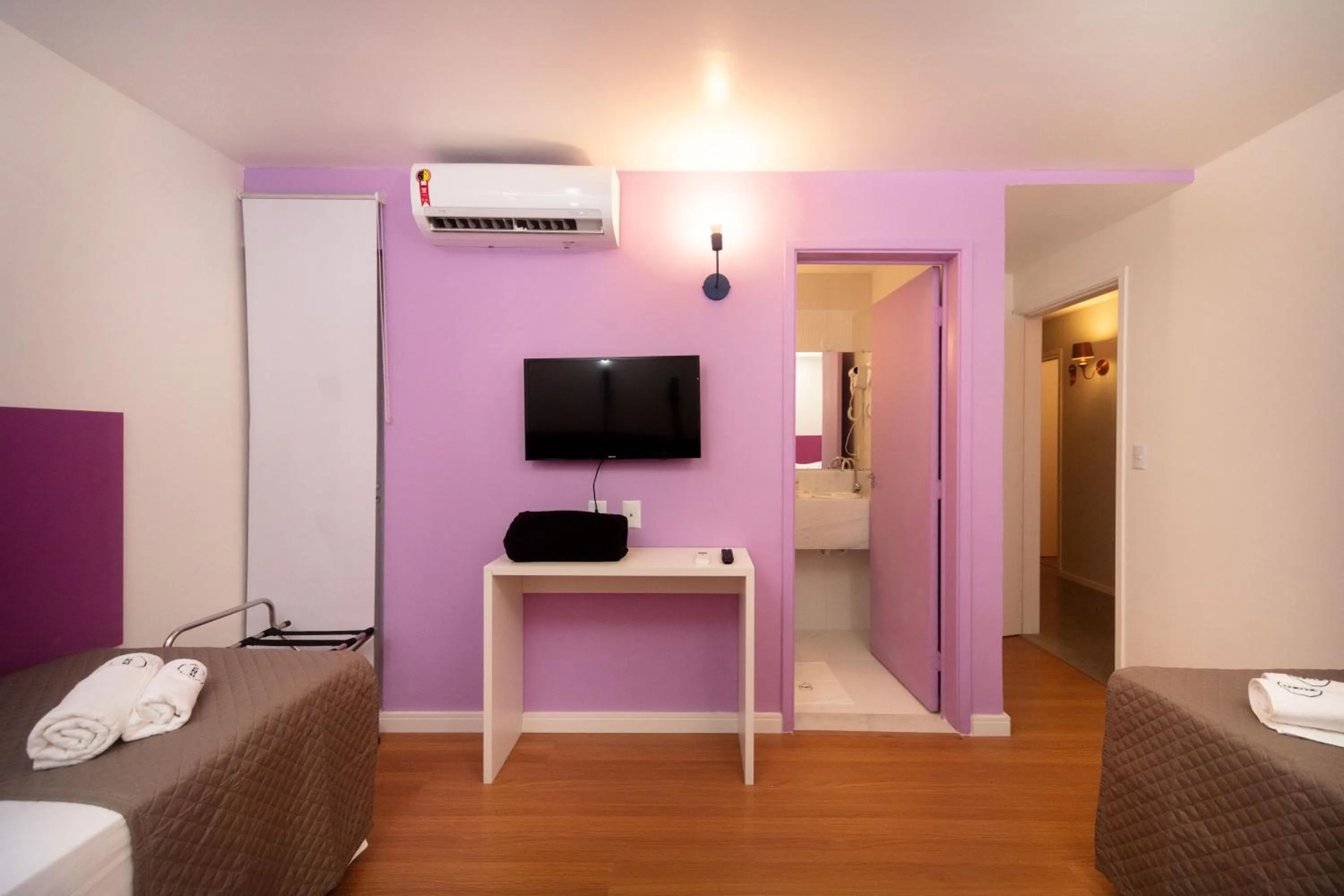 TV and multimedia in Zuza Slim Suítes