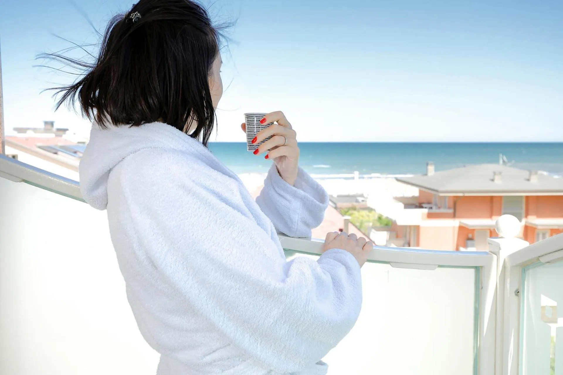 People in Hotel Alexander