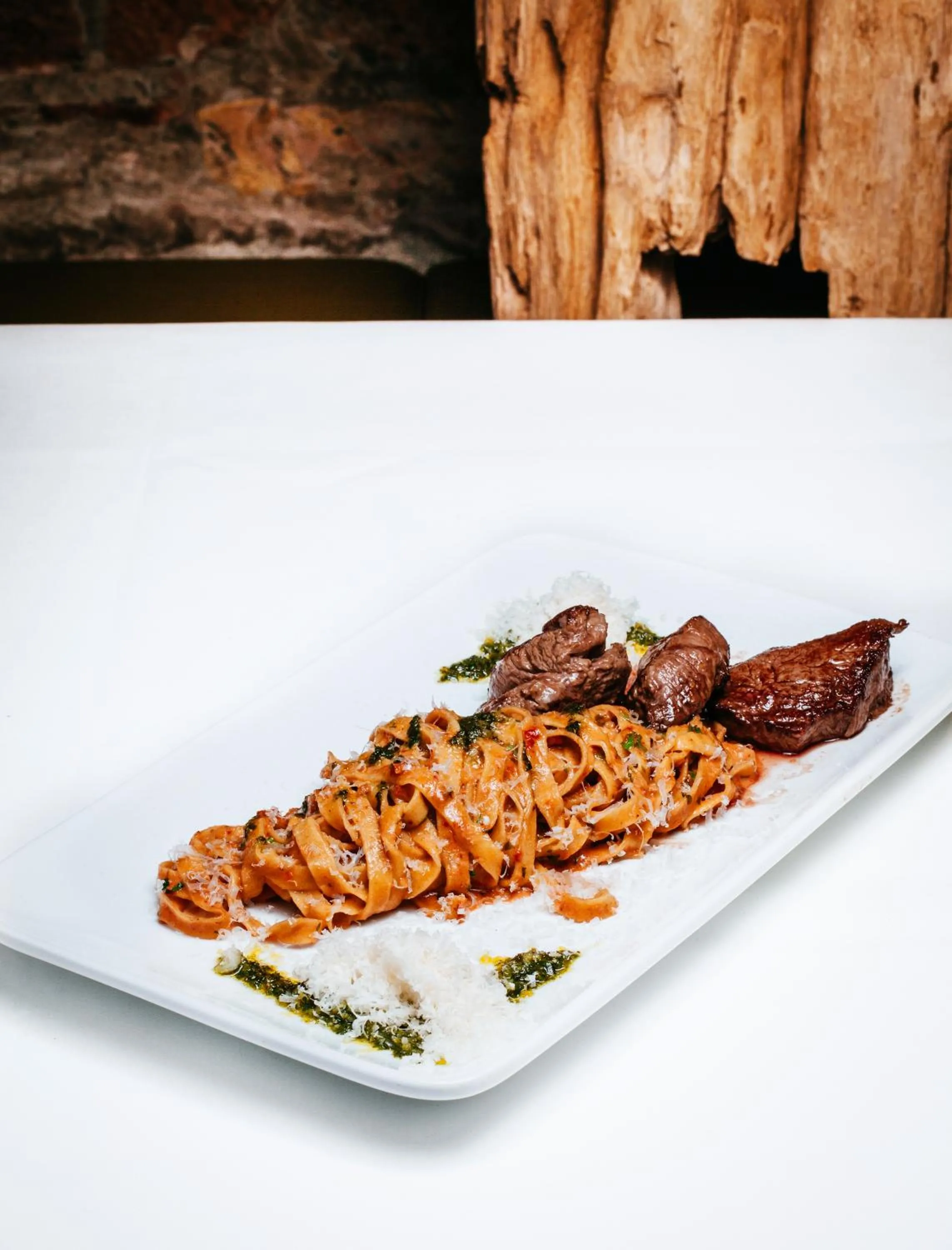 Restaurant/places to eat in Jasper's Boutique Hotel