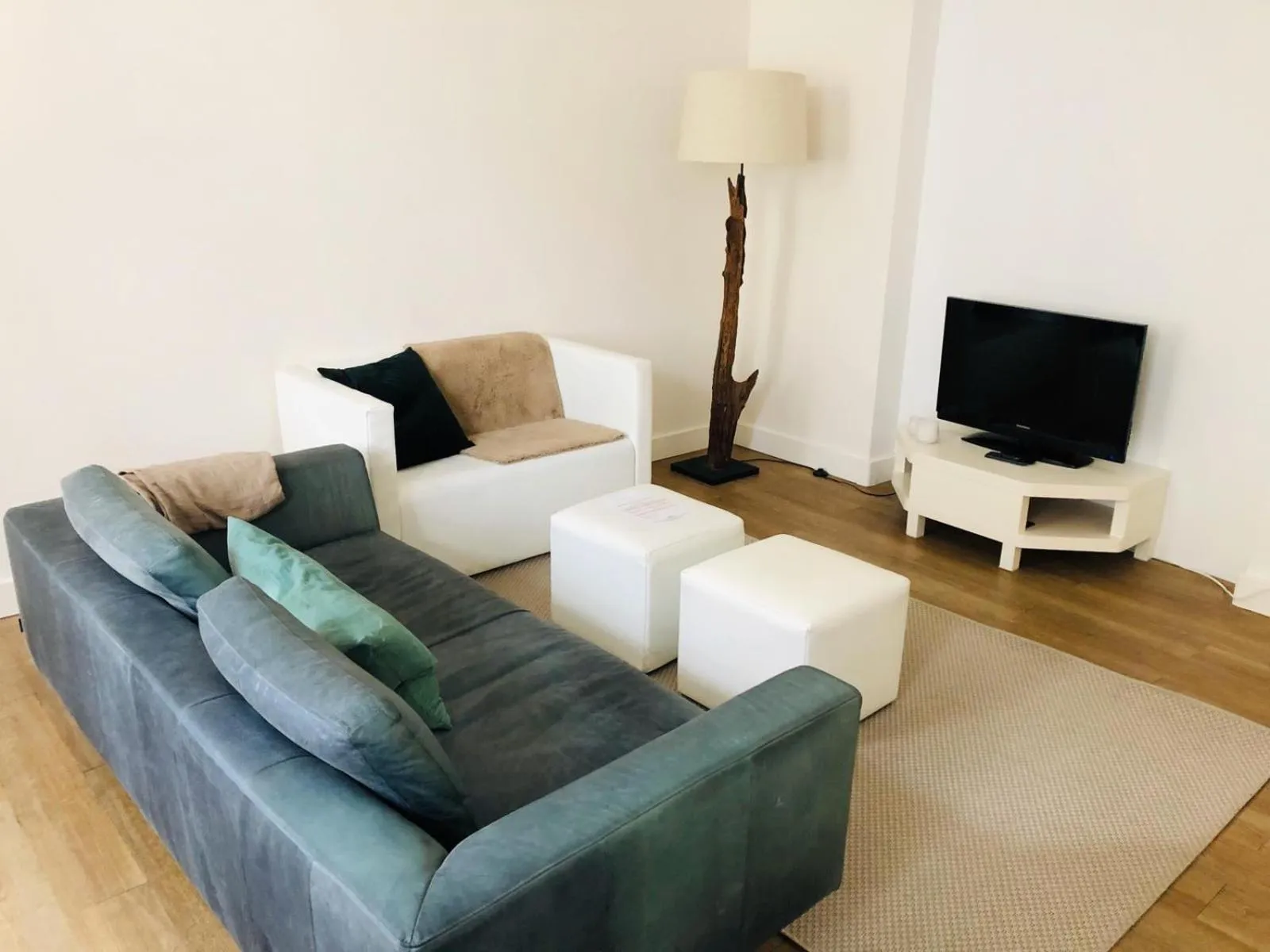 Living room in Jasper's Boutique Hotel