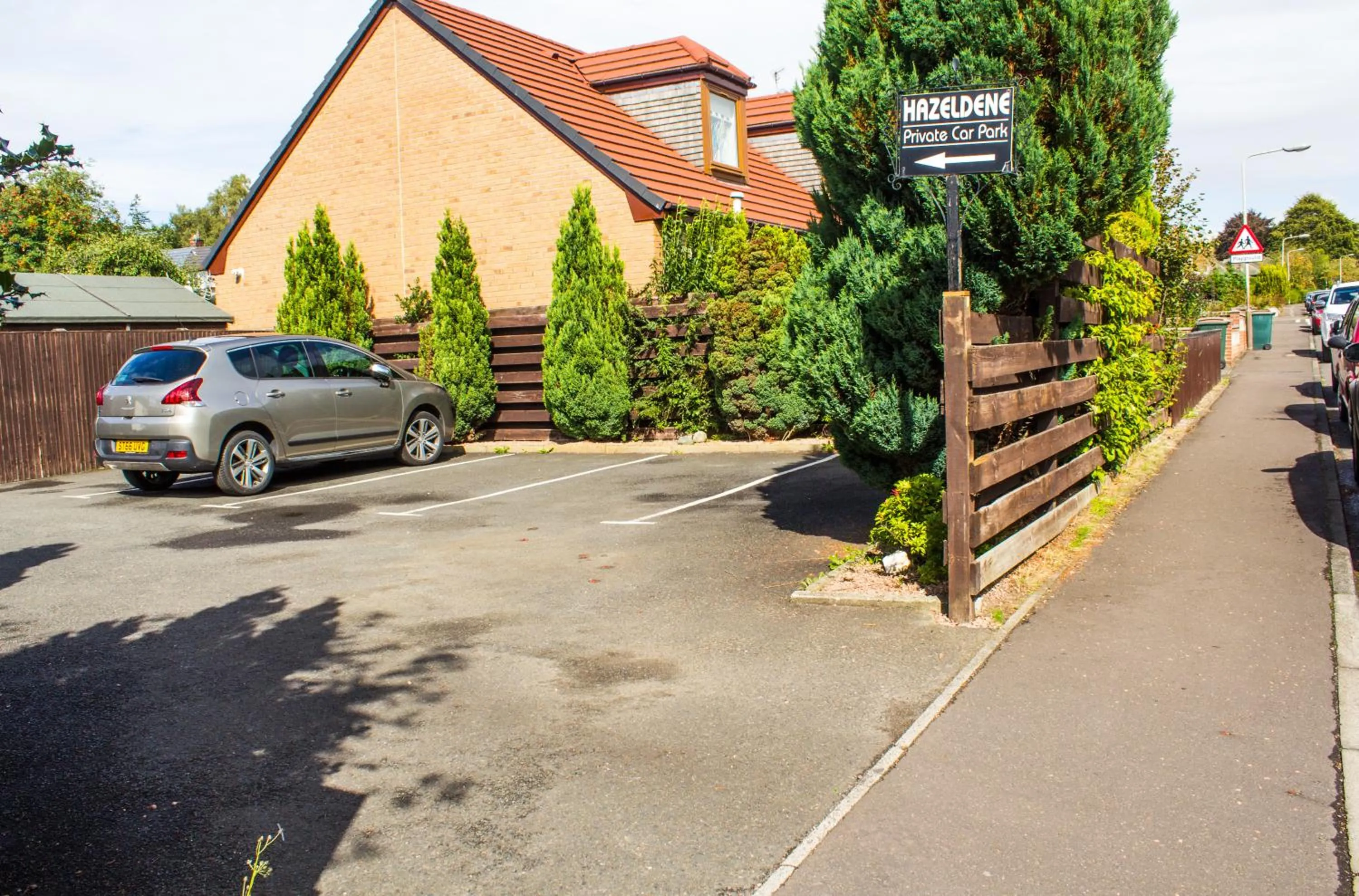 Area and facilities in Hazeldene Guest House