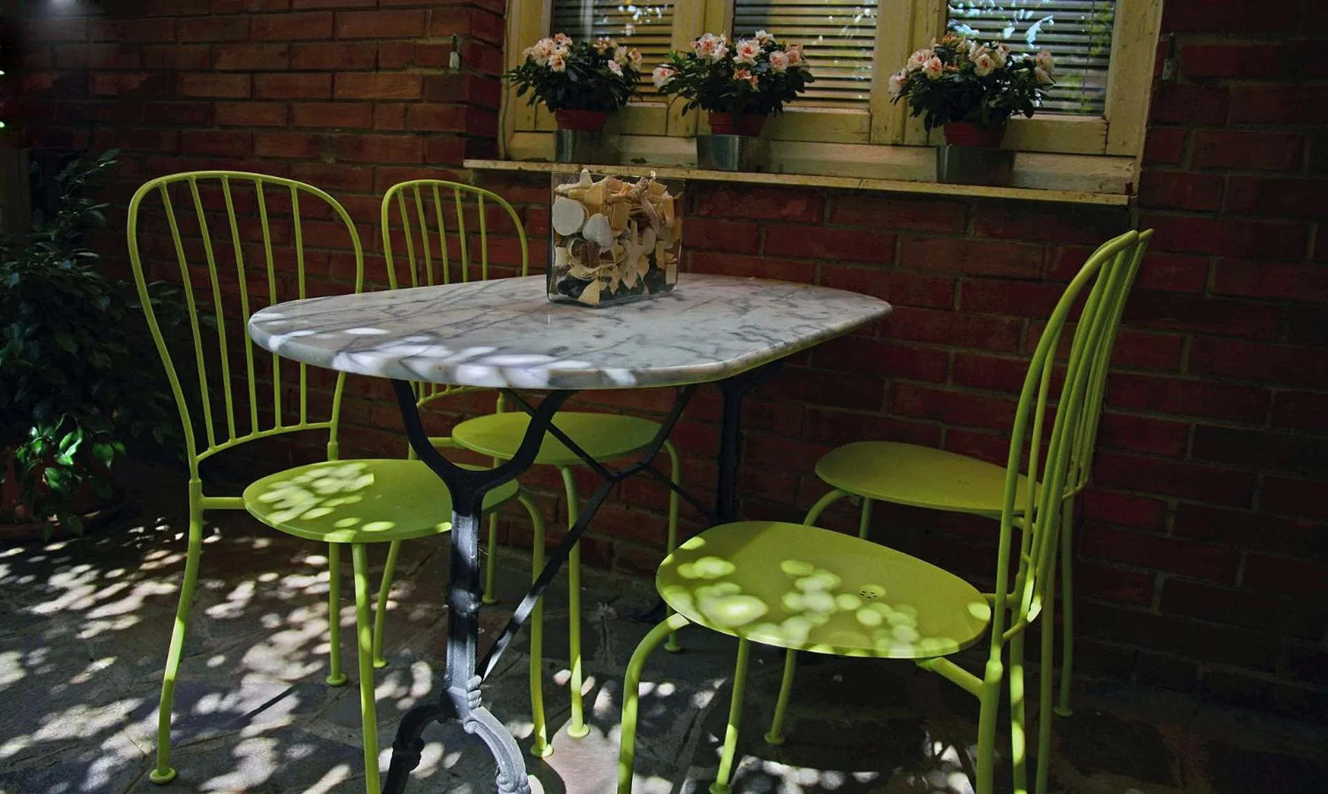 Patio in Hotel Kinda