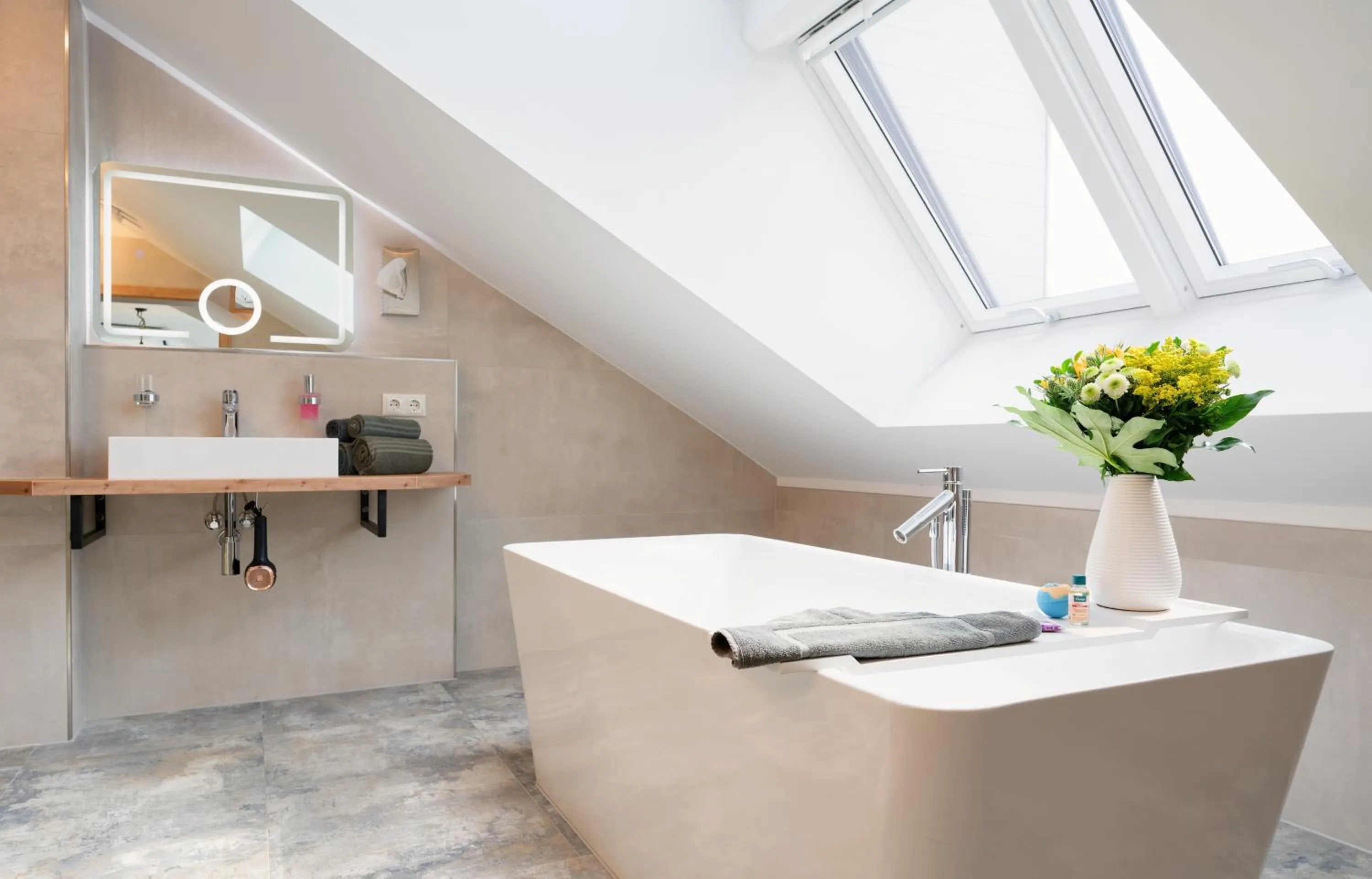 Bath in Hotel Schluister Park