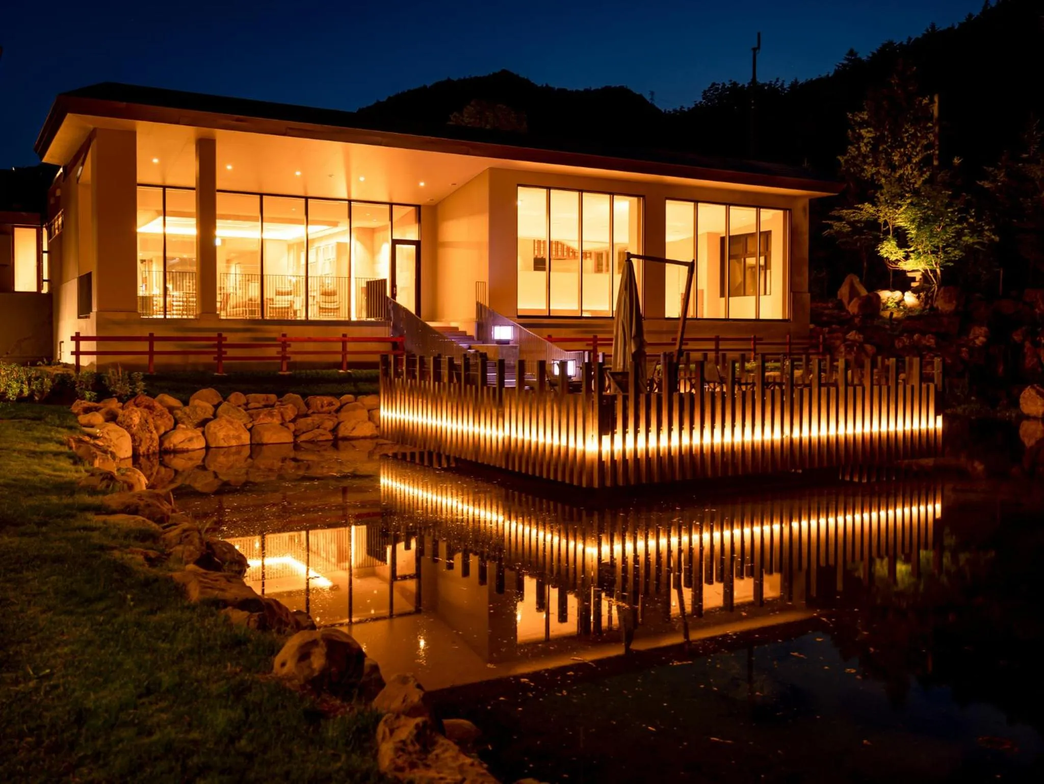 Property building in Okujozankei Onsen Kasho Gyoen