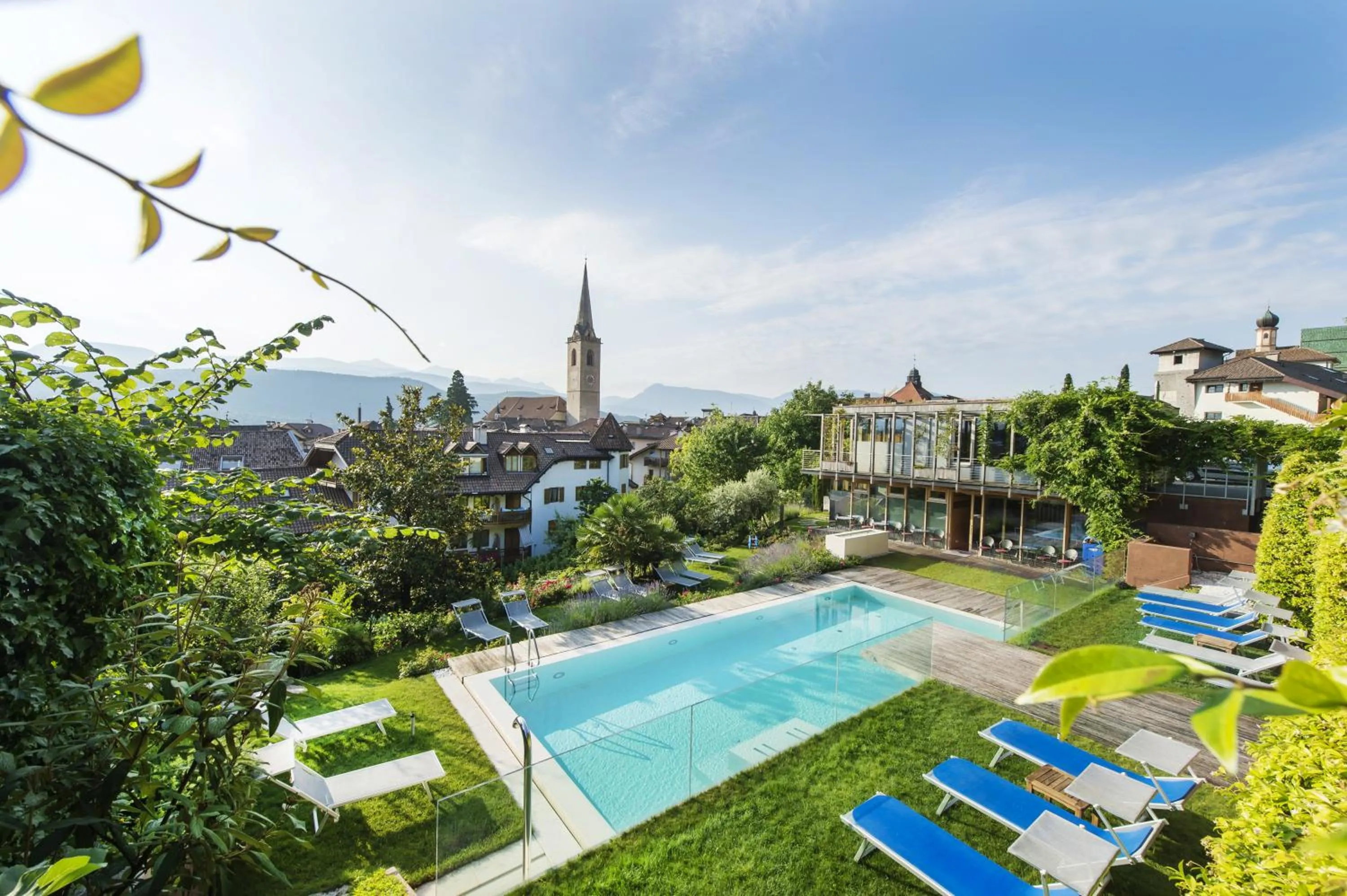 Swimming pool in Hotel Goldener Stern