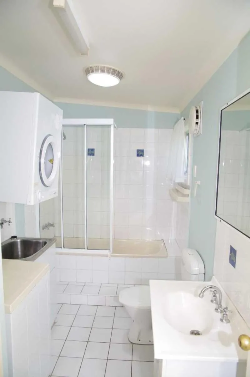 Clareview, 8 Korogora Street