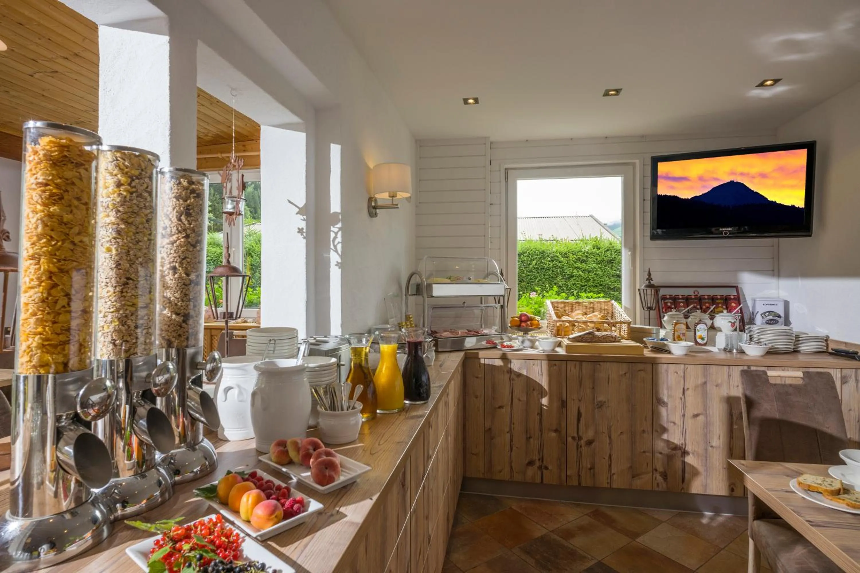 Breakfast in Haus Tirol