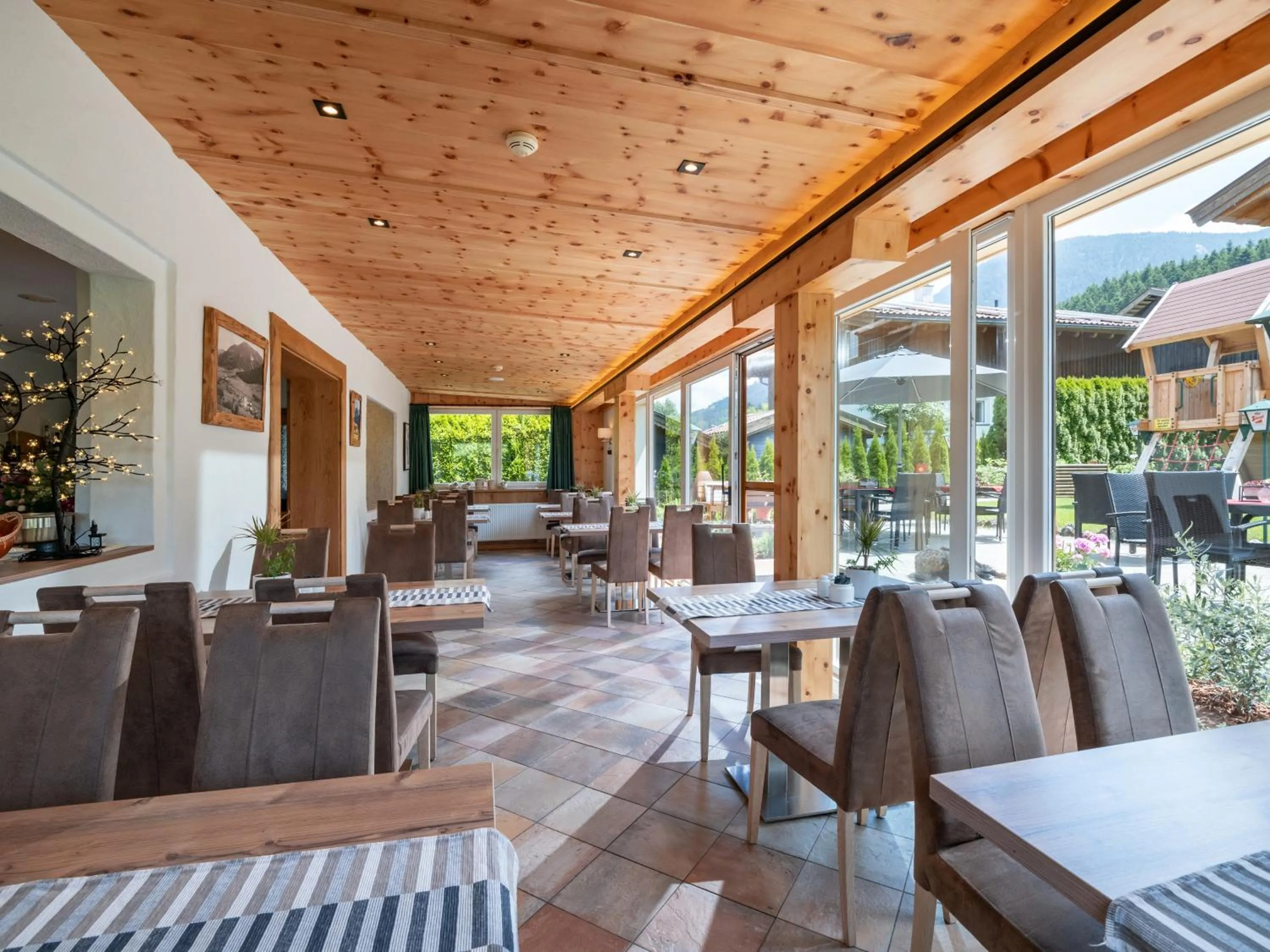 Breakfast in Haus Tirol