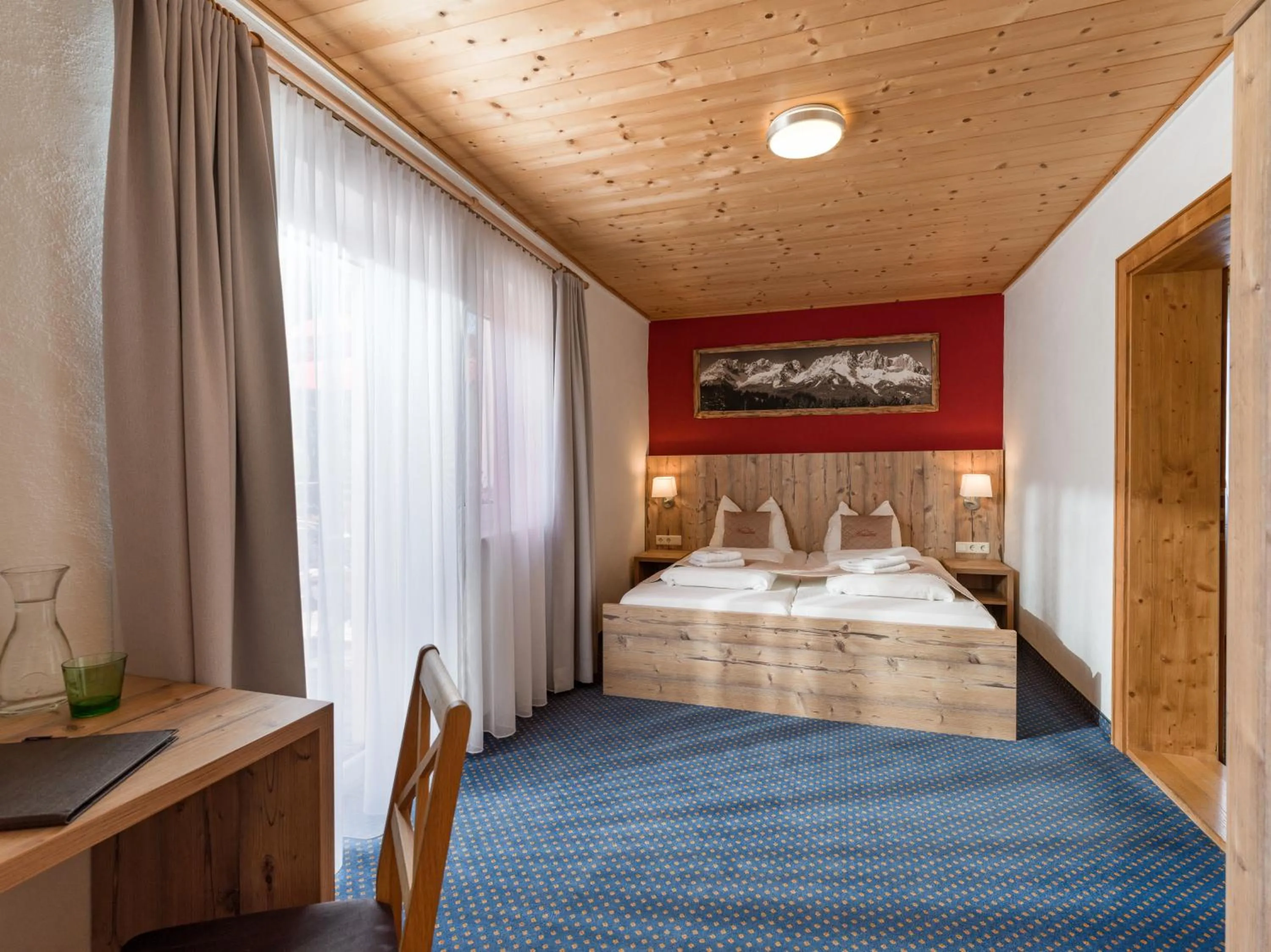 Photo of the whole room, Bed in Haus Tirol