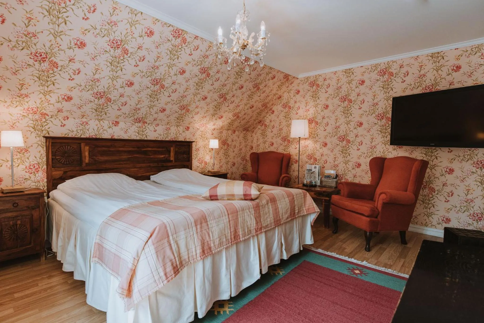 Photo of the whole room, Bed in Toftaholm Herrgård