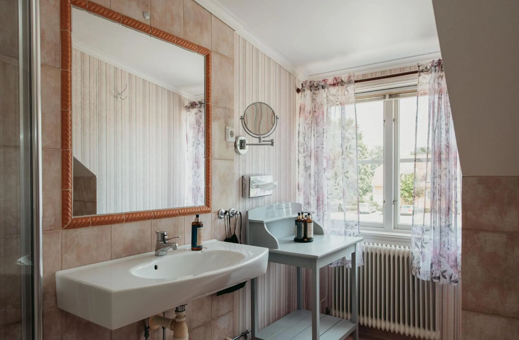 Bathroom in Toftaholm Herrgård