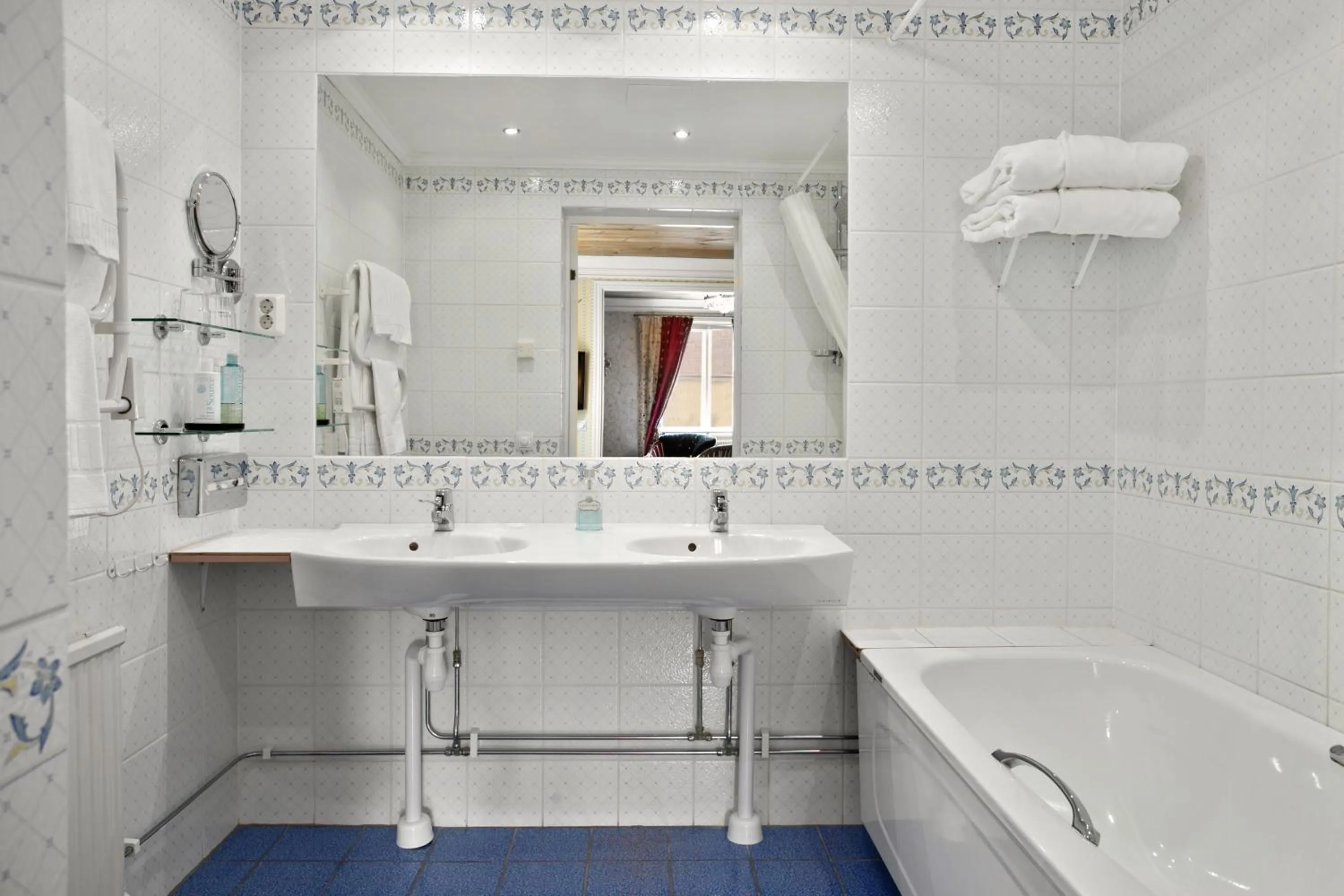 Shower in Toftaholm Herrgård