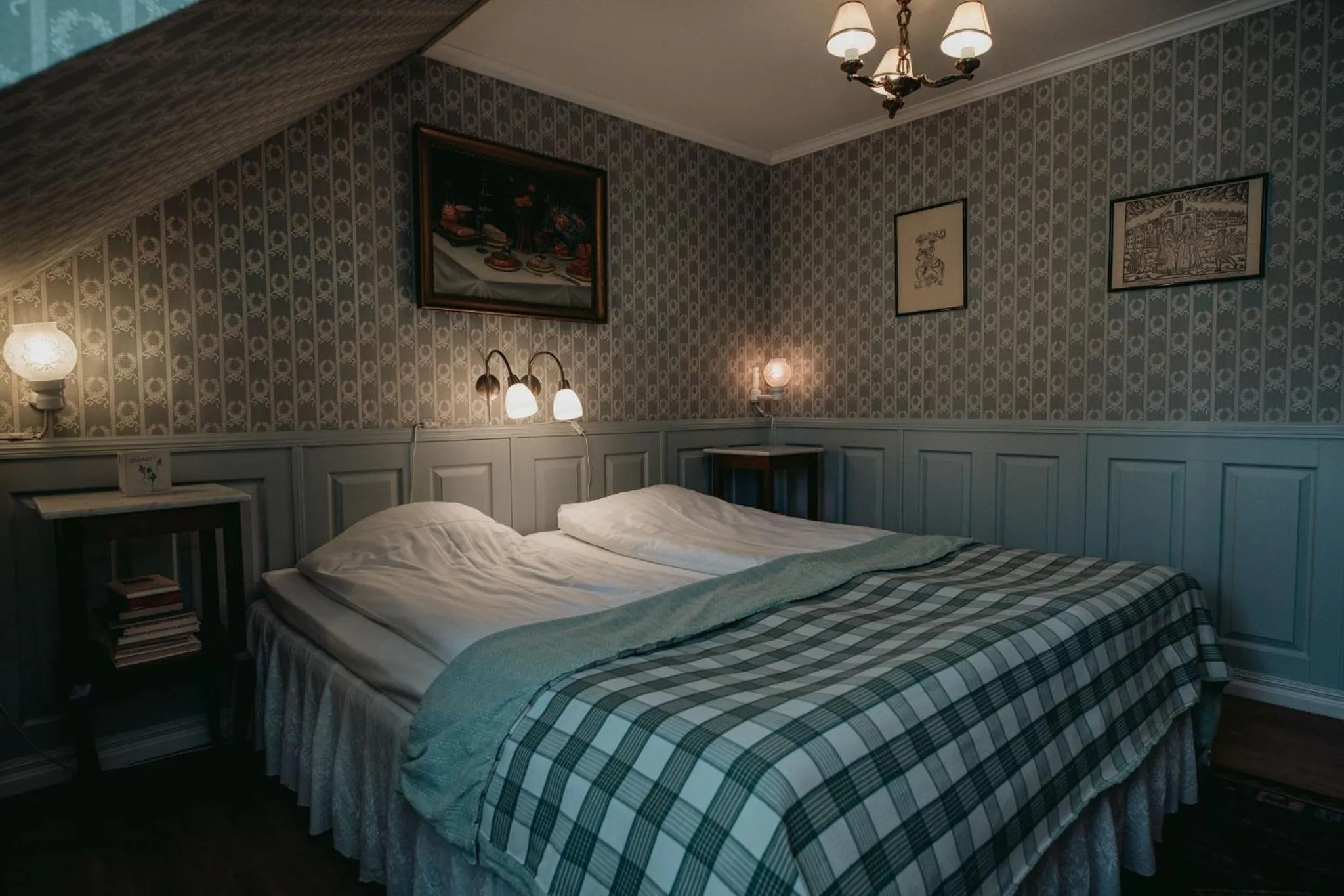 Photo of the whole room, Bed in Toftaholm Herrgård