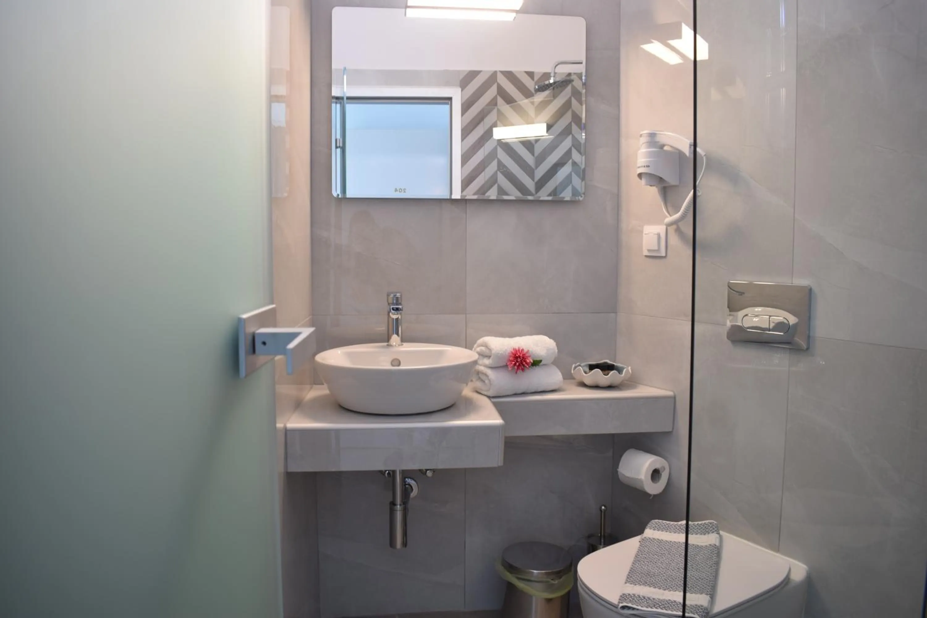 Toilet in Mirto Beach Hotel & Restaurant