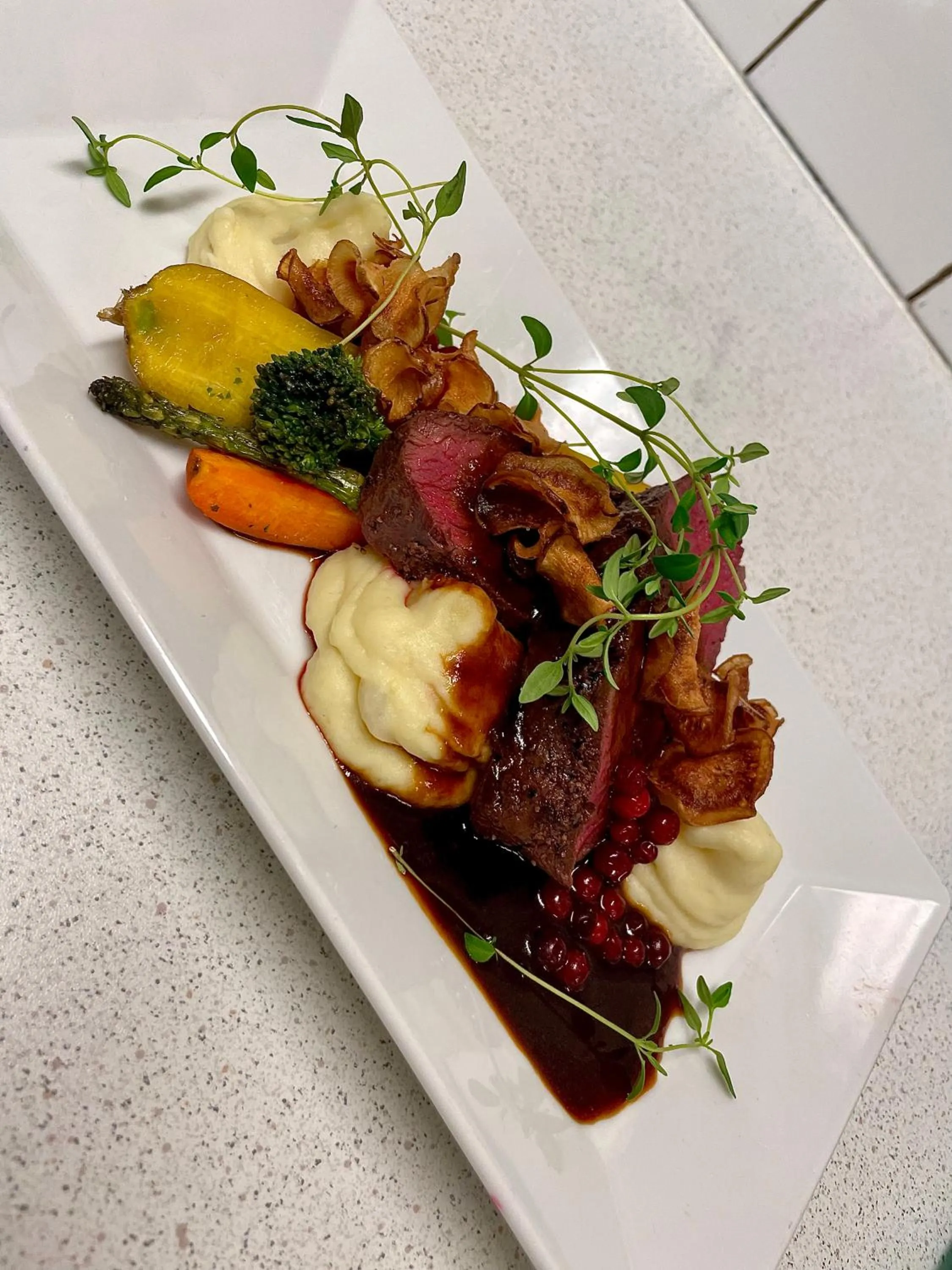 Food and drinks in Kungshaga Hotell