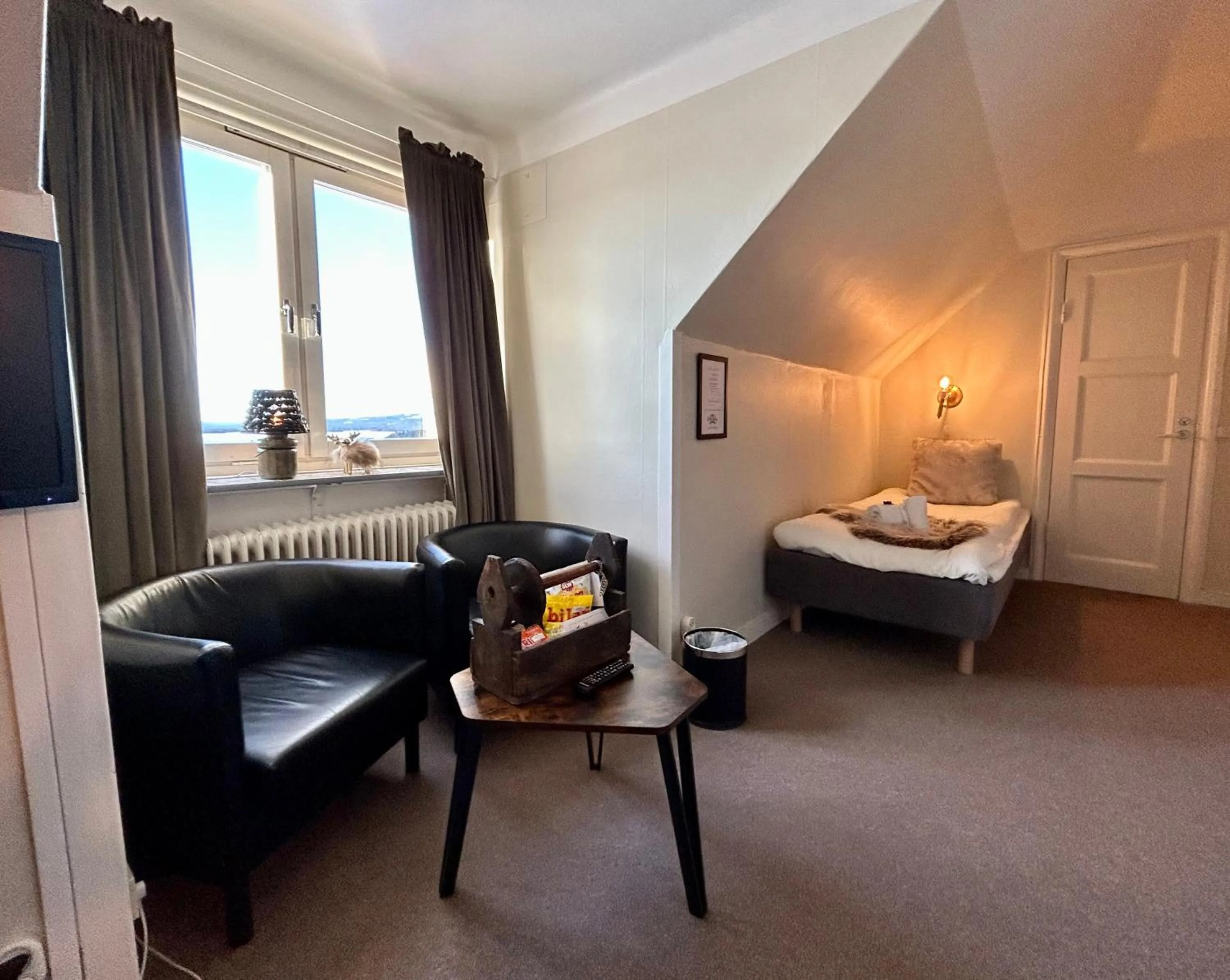 Bed in Kungshaga Hotell