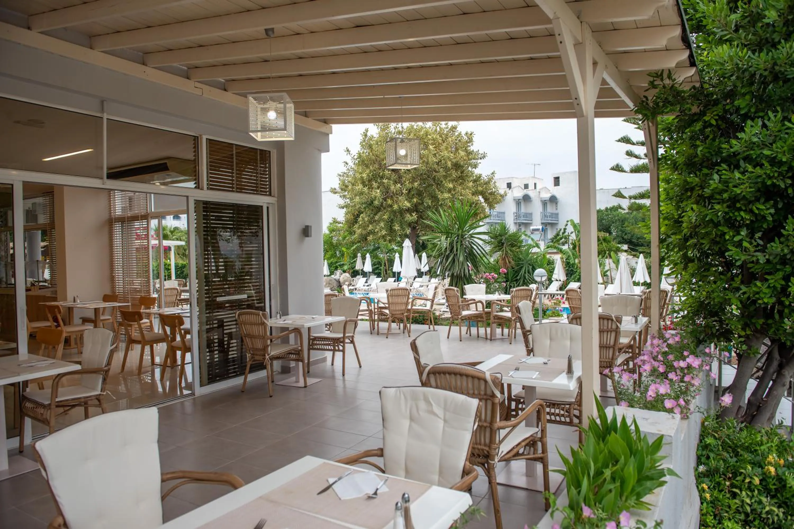 Restaurant/places to eat in Palm Beach Hotel - Adults only