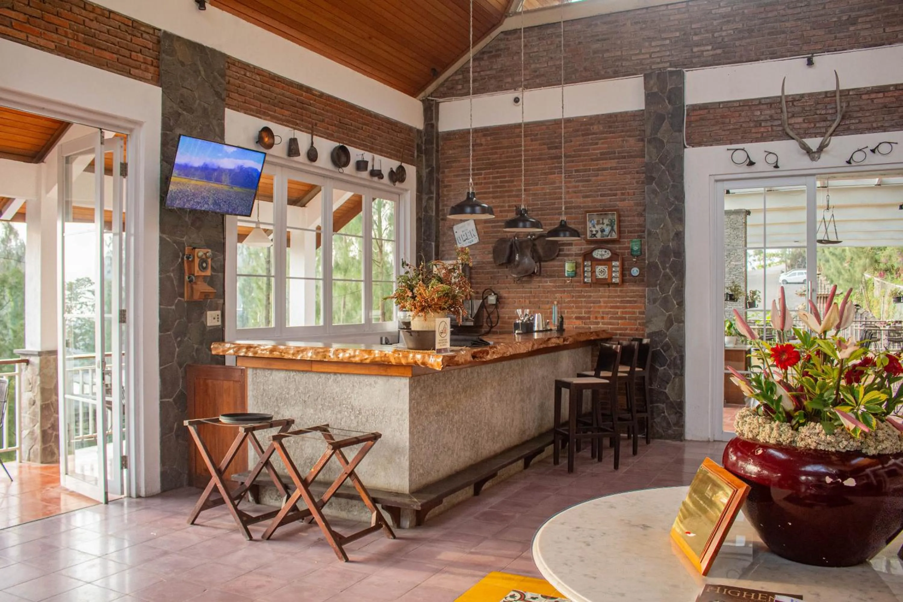 Restaurant/places to eat in Plataran Bromo