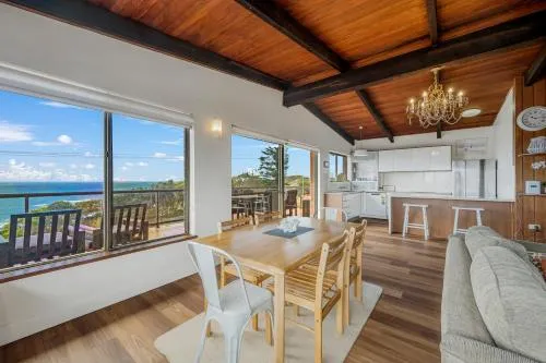 Milton 5 99 Pacific Drive