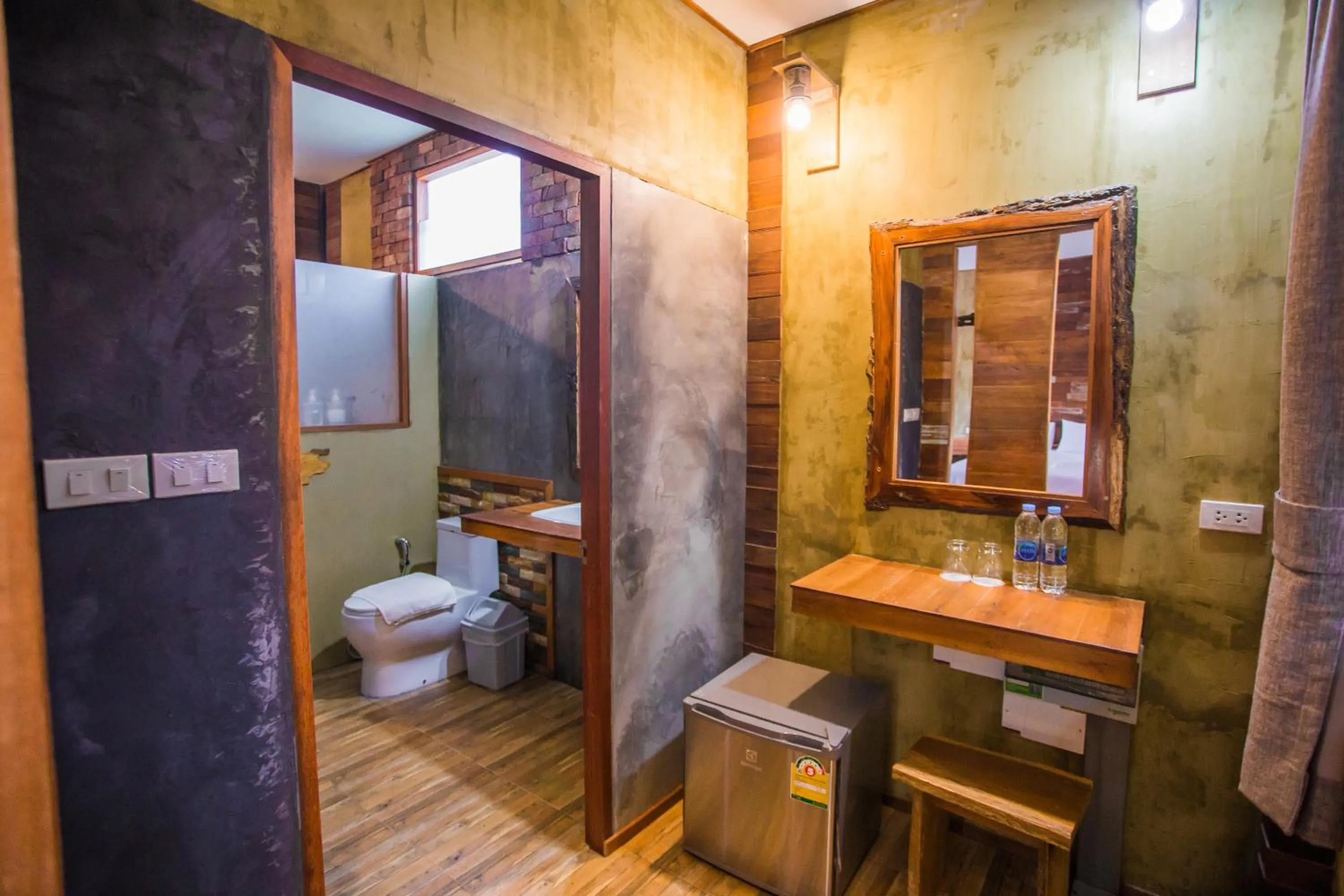 Shower in Palm Pran Resort