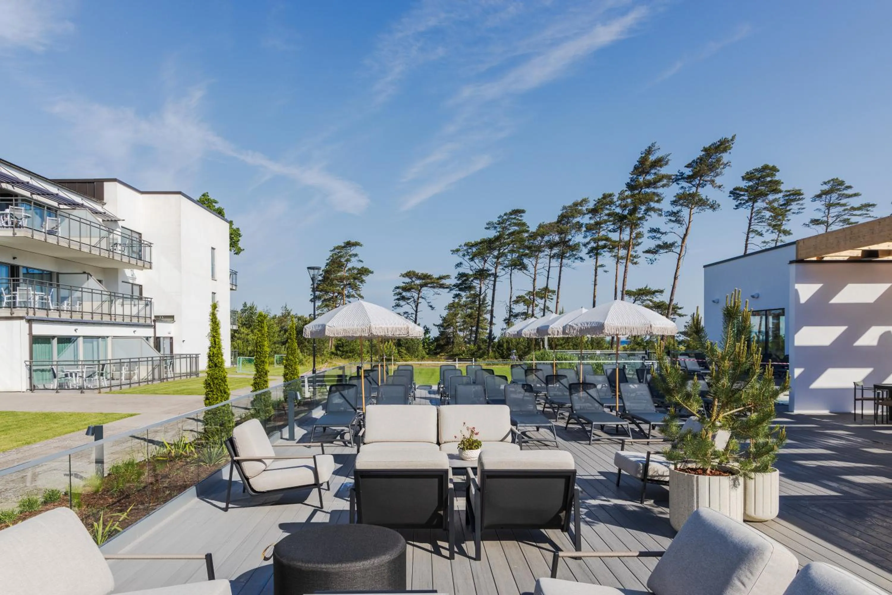 Patio in Hotel Riviera Strand
