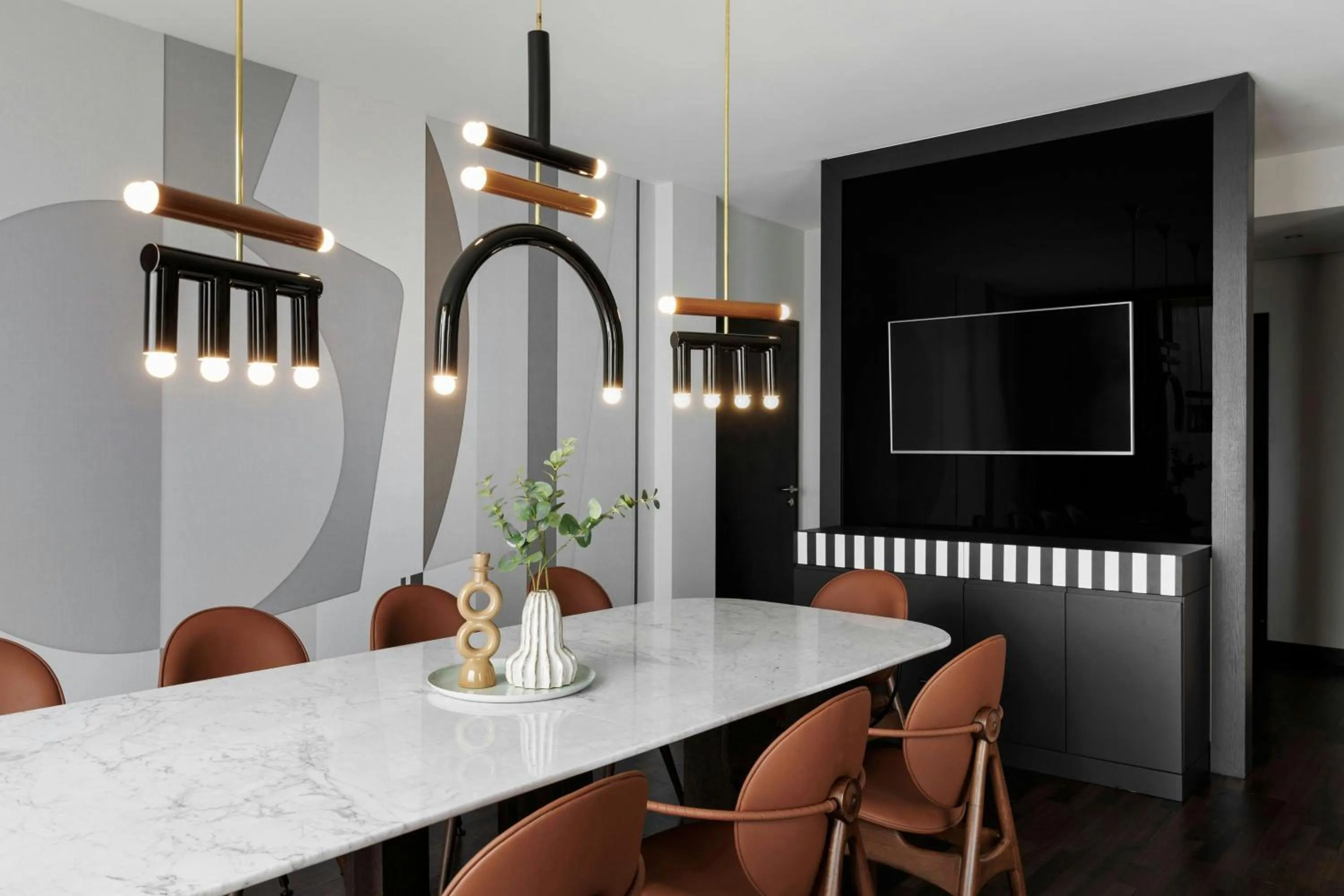 Photo of the whole room in Renaissance Zurich Tower Hotel