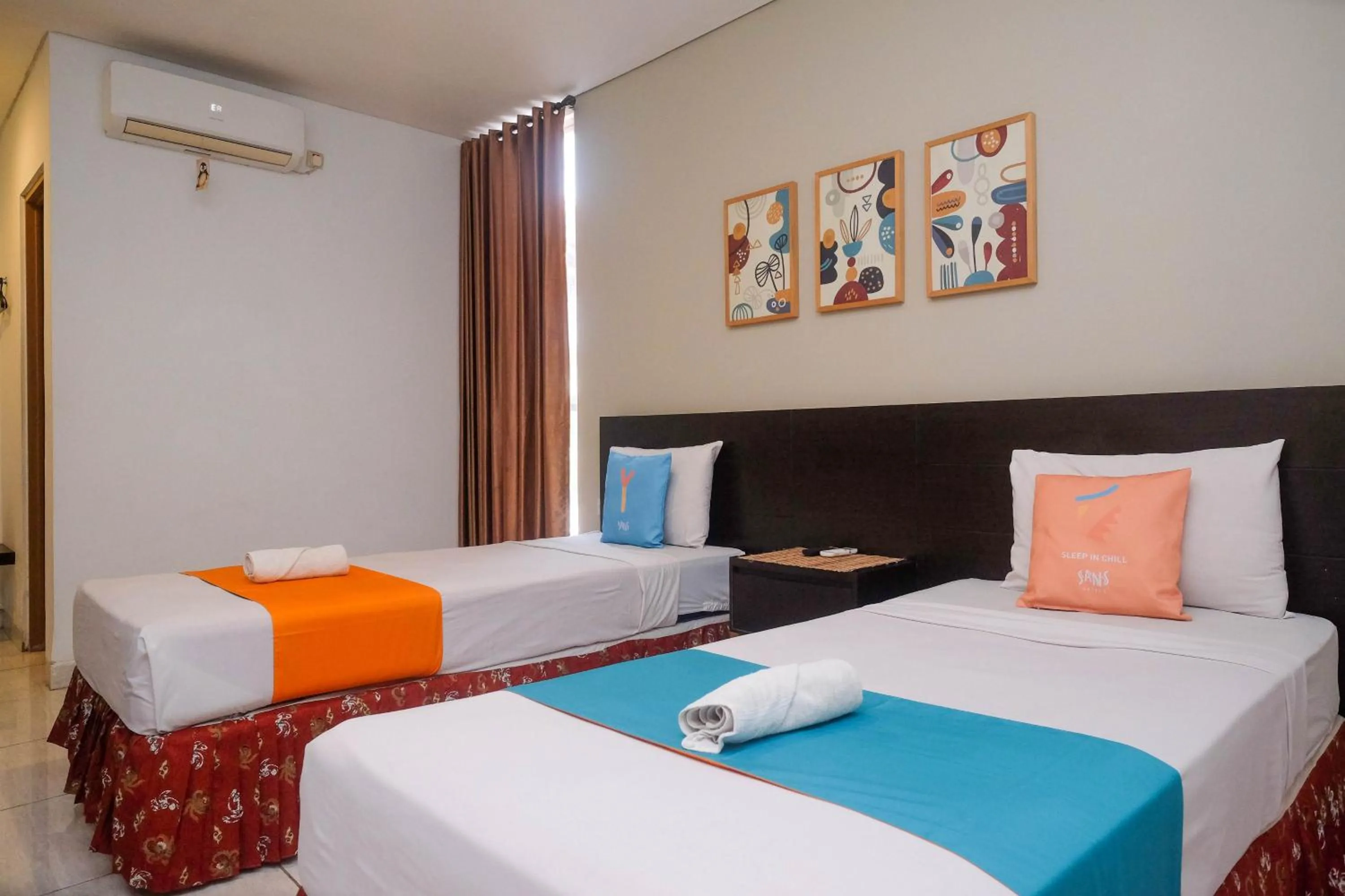 Bedroom, Bed in Sans Hotel Prime Cailendra Yogyakarta by RedDoorz