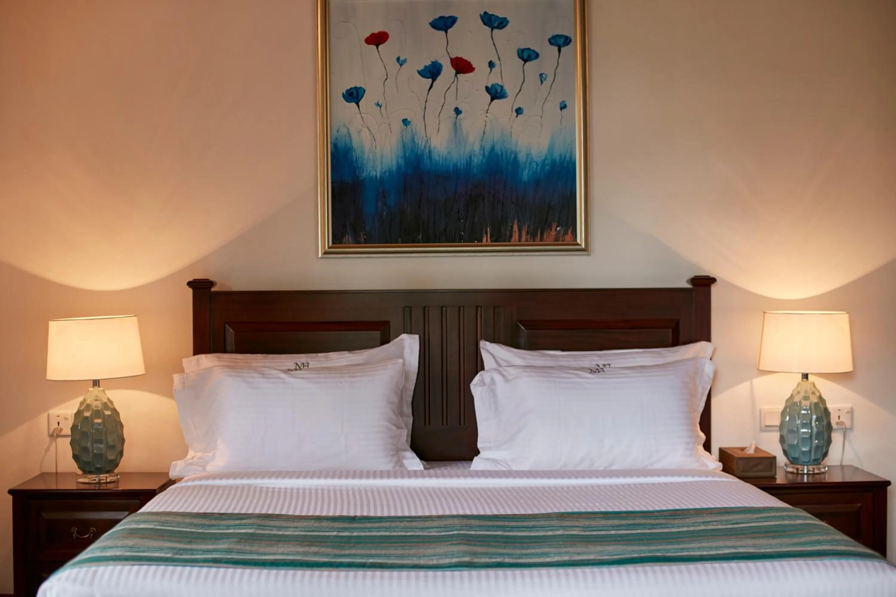 Bed in Manor House Bandarawela By Seven Angels