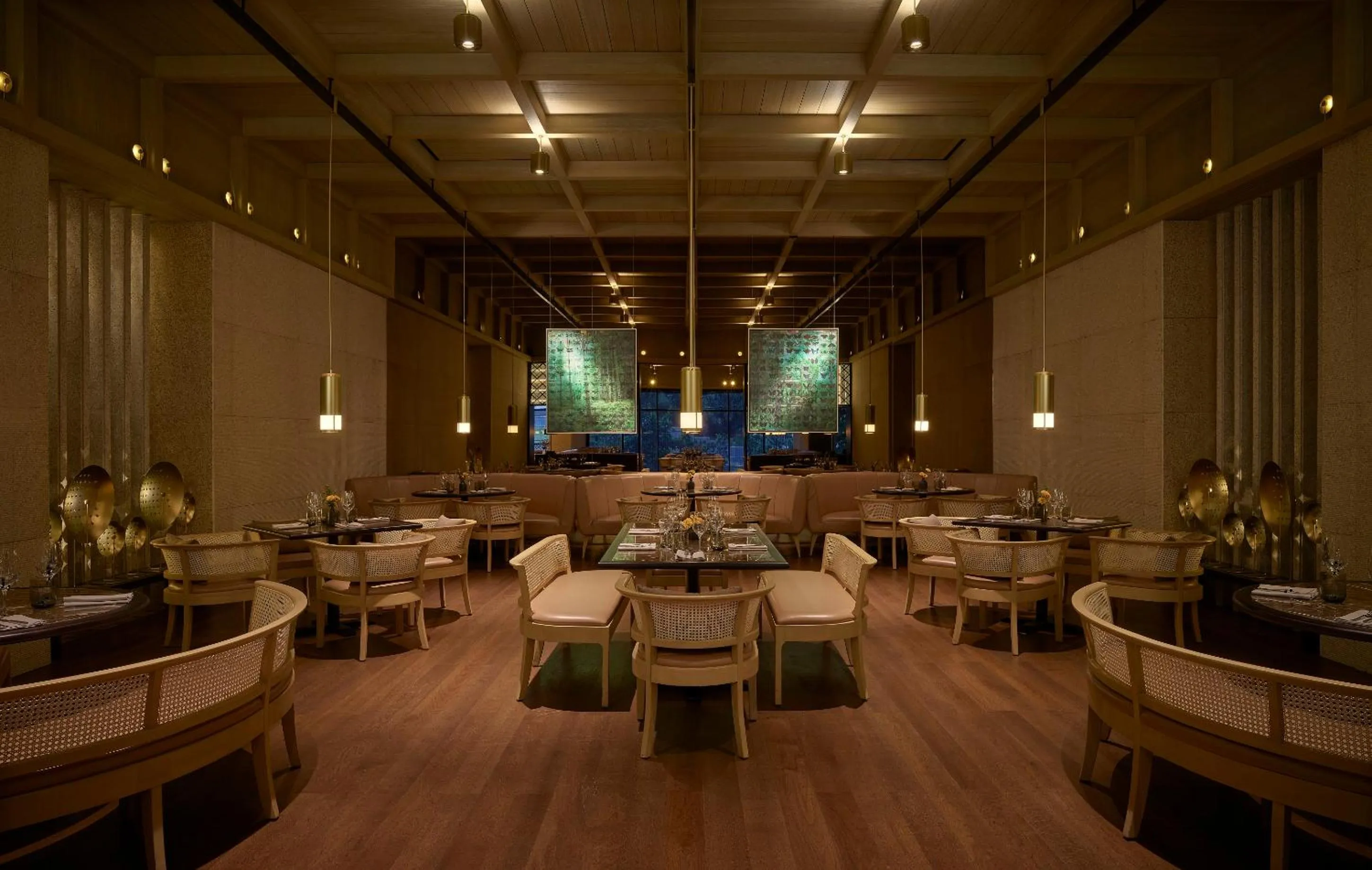 Restaurant/places to eat in The RuMa Hotel and Residences