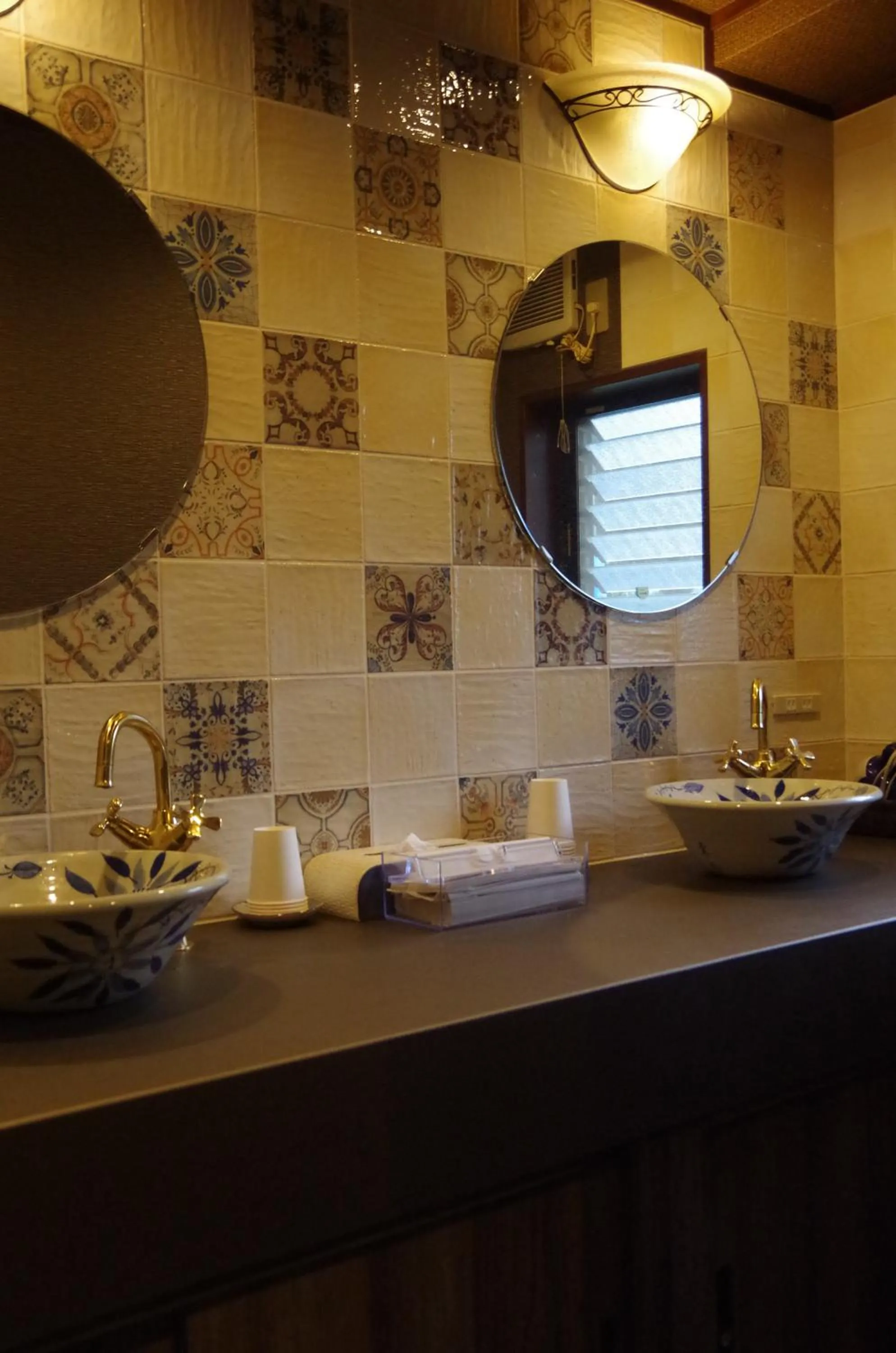 Area and facilities in Ryoso Chatani