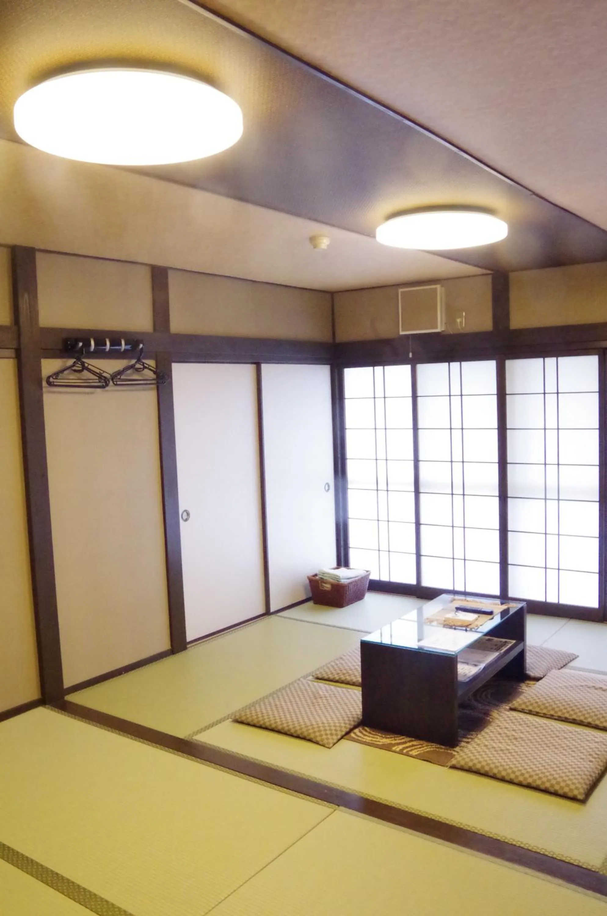 Photo of the whole room in Ryoso Chatani