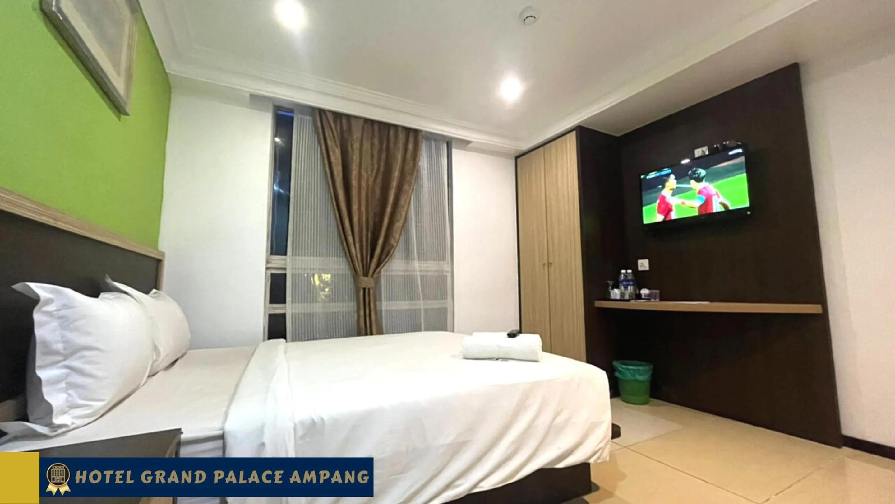 Bed in Hotel Grand Palace Ampang