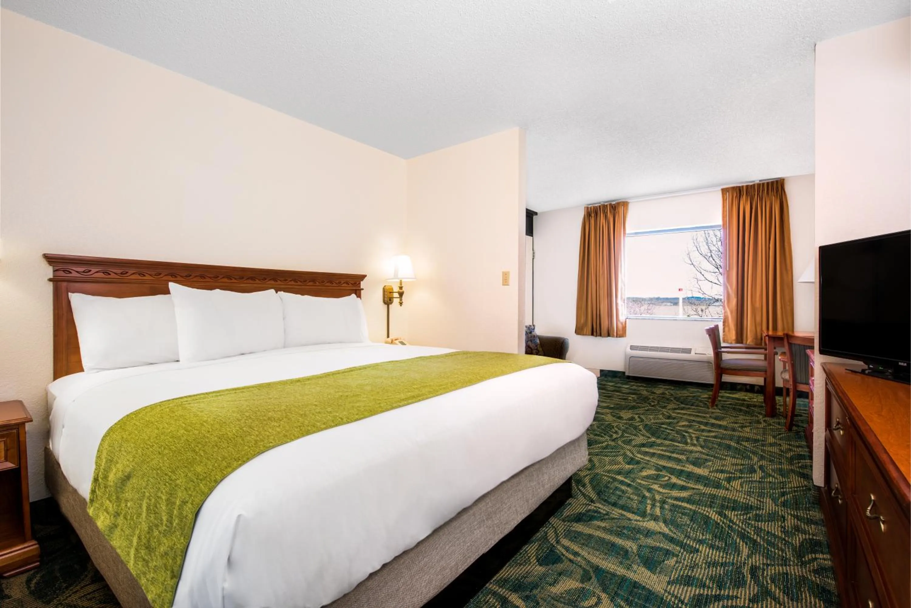 Bed in Branson's Best