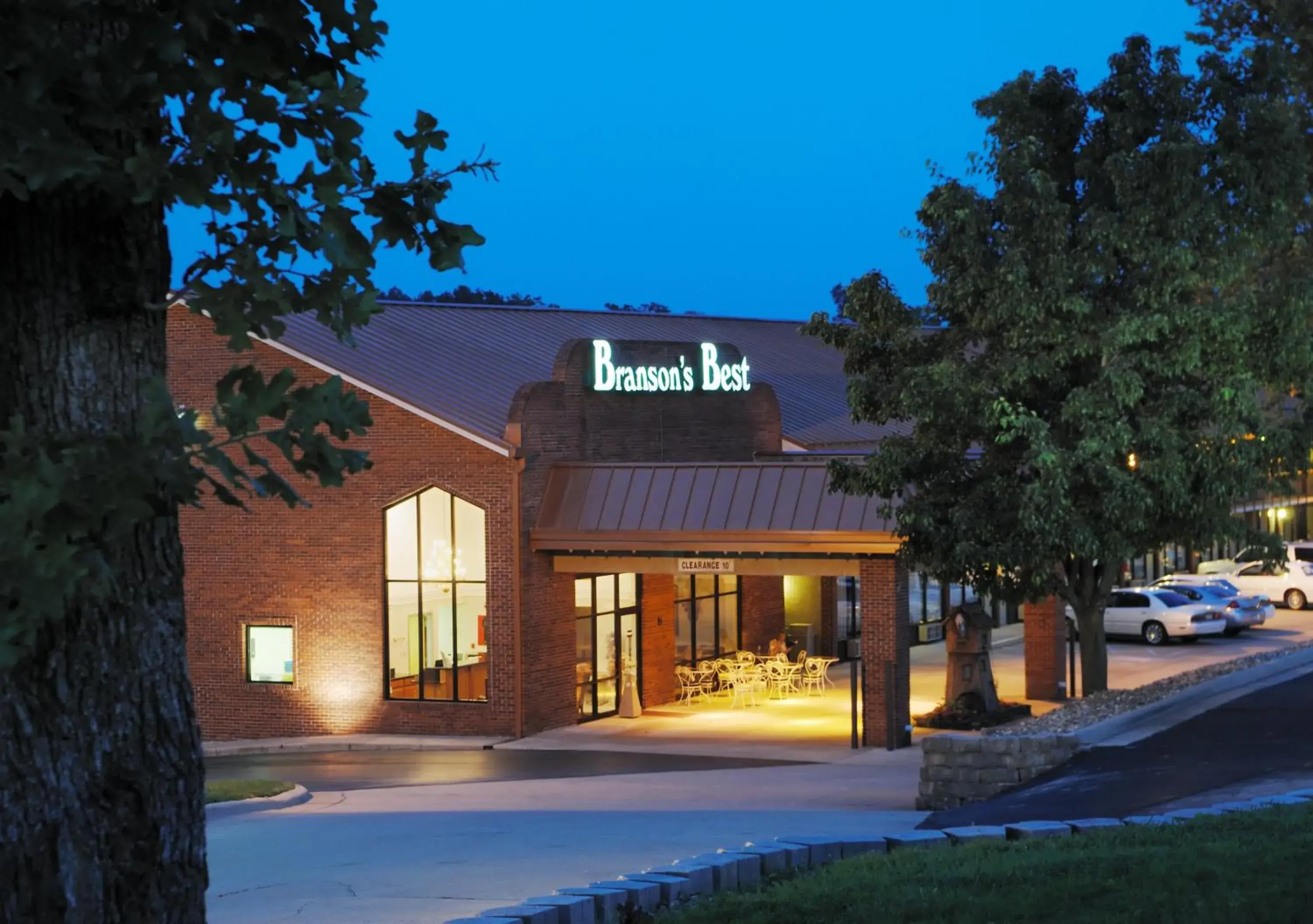 Property building in Branson's Best Property building in Branson's Best