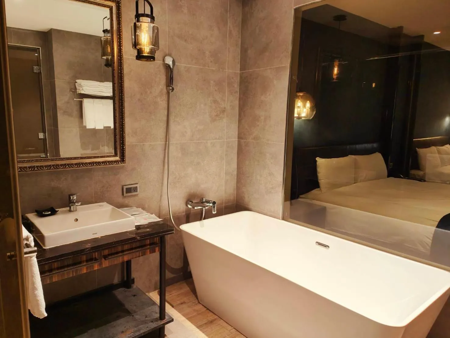 Bed in Saint Art Hotel